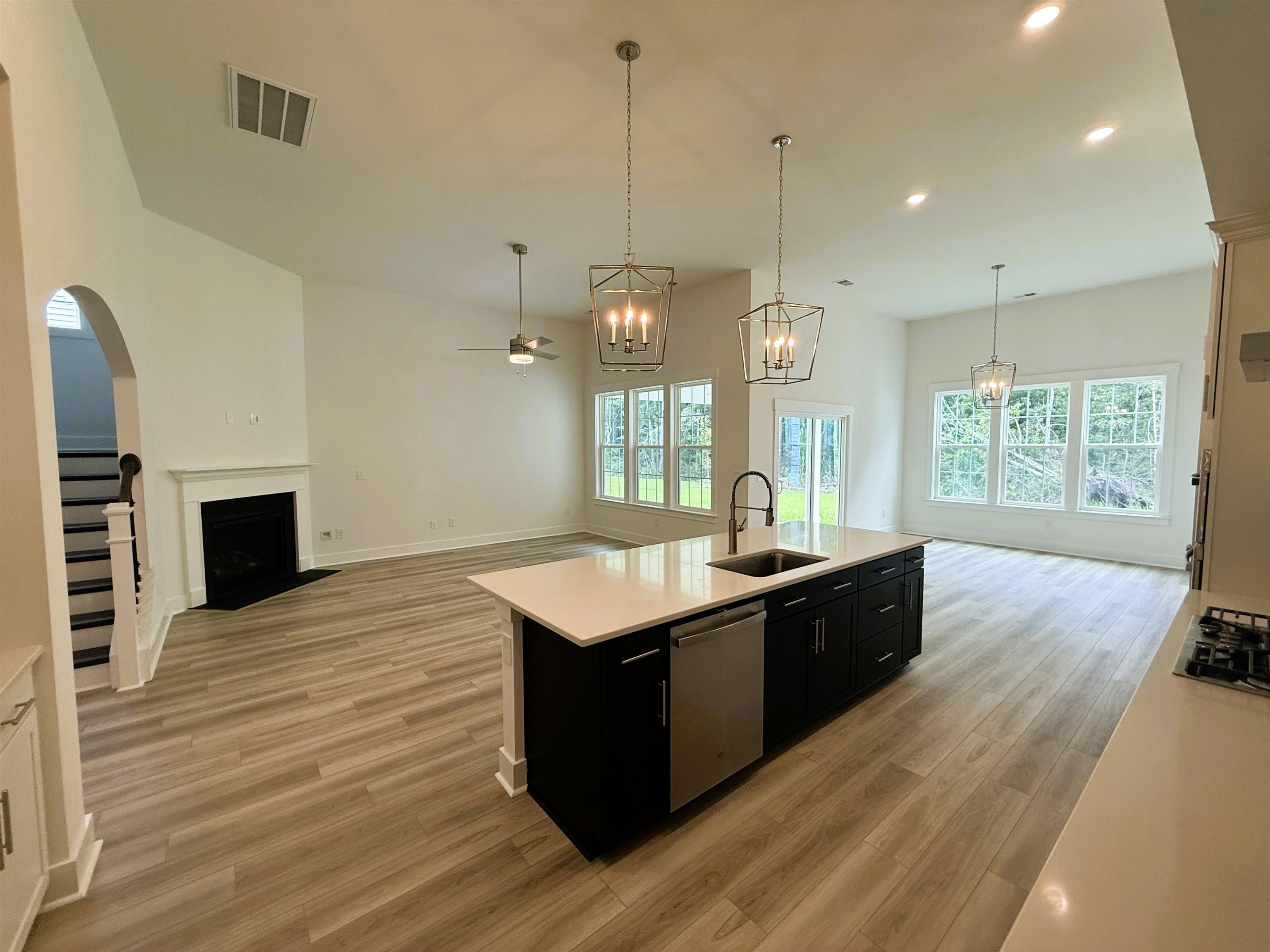 6281 Zoe Way Property Photo 4
