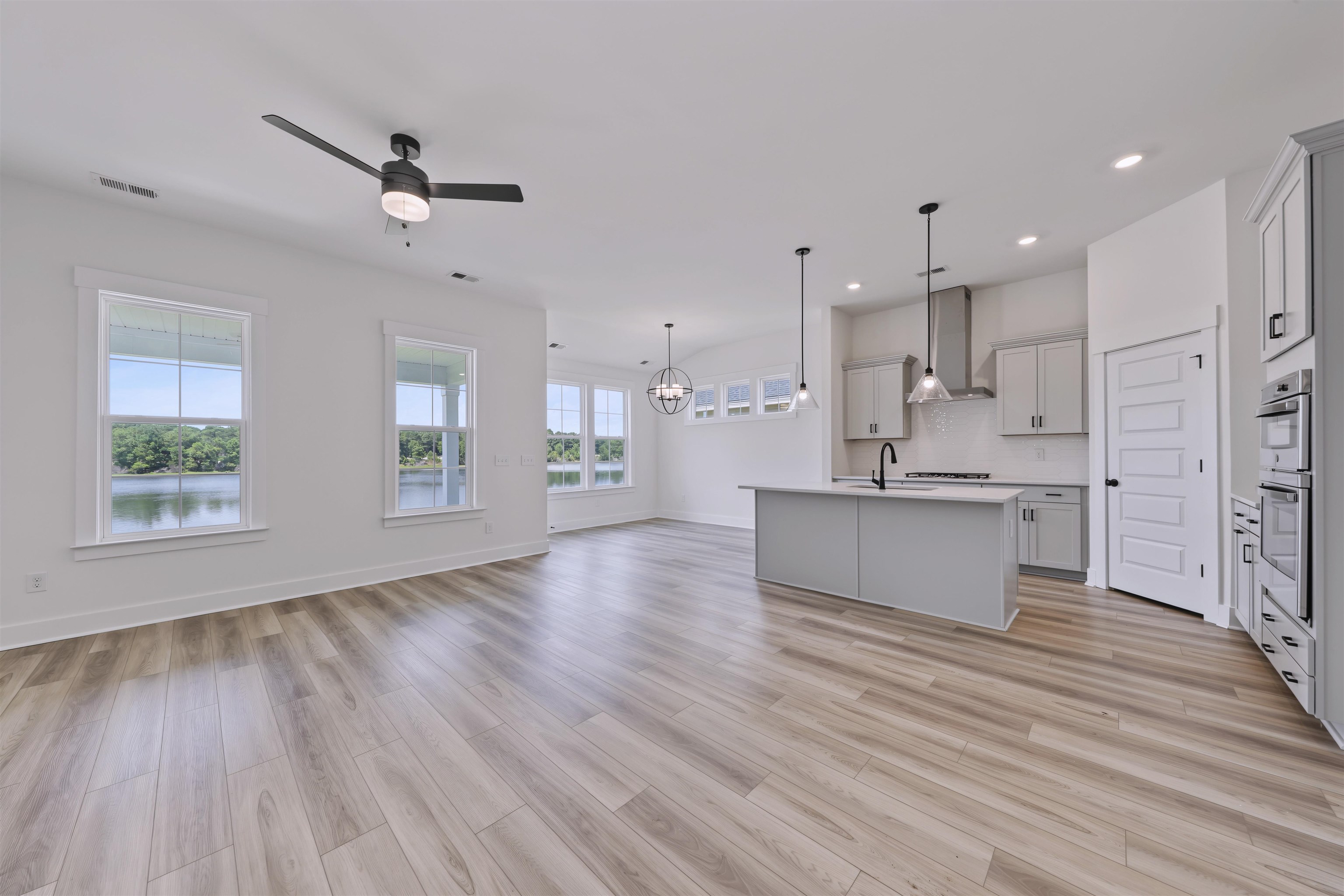 6132 Zoe Way Property Photo 15