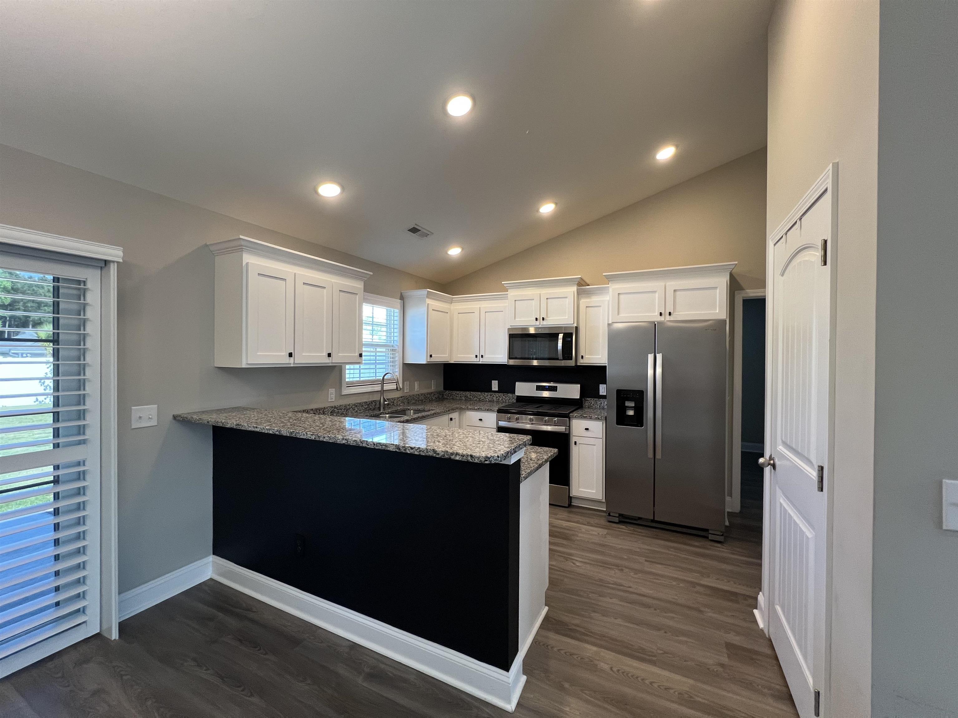 3120 Belgrove Ln. Property Photo 6