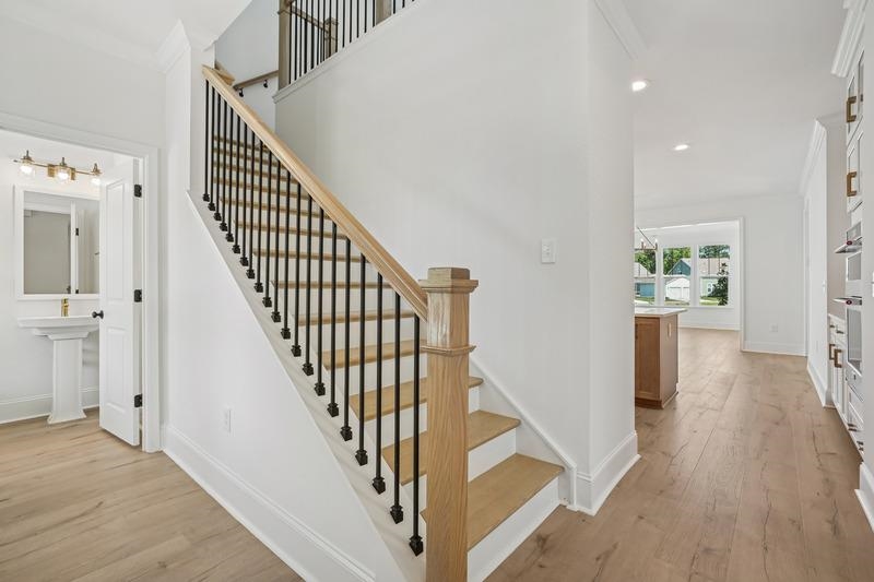 1412 Lancaster Way Property Photo 3
