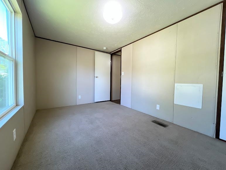 499 Keystone Ln. Property Photo 15