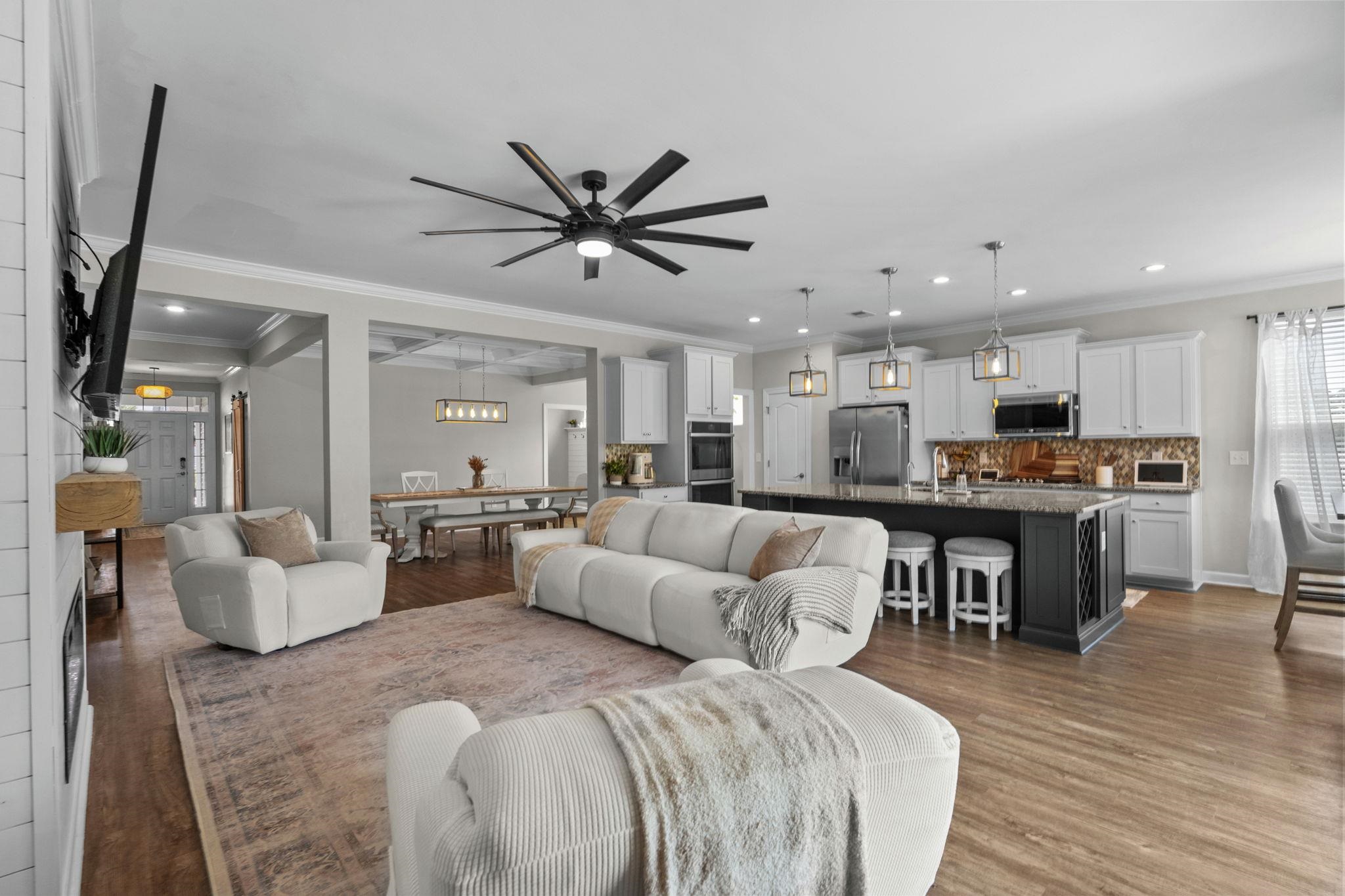 264 Switchgrass Loop Property Photo 10