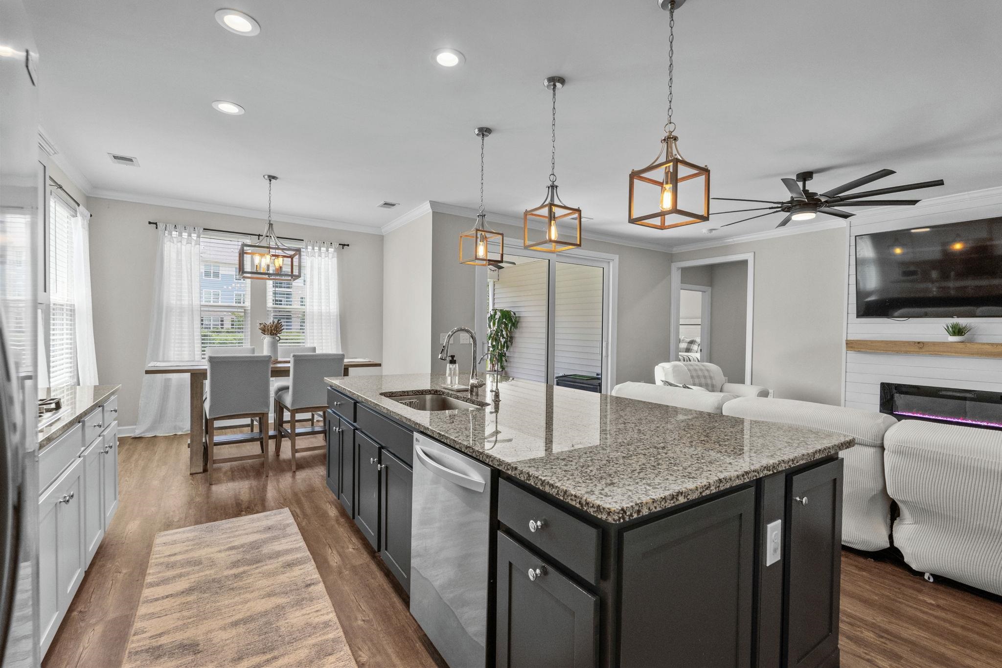 264 Switchgrass Loop Property Photo 12