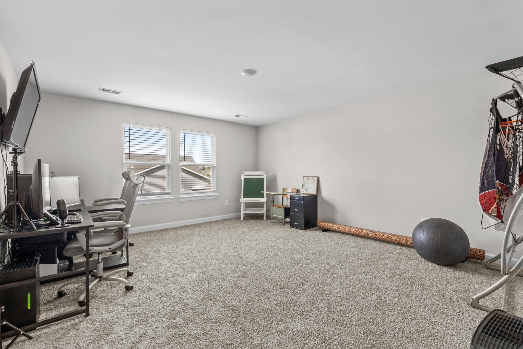 264 Switchgrass Loop Property Photo 28