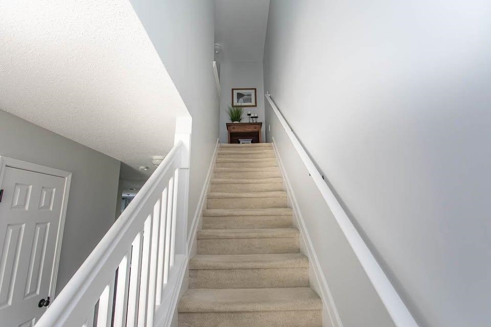 325 River Run Dr. Property Photo 14