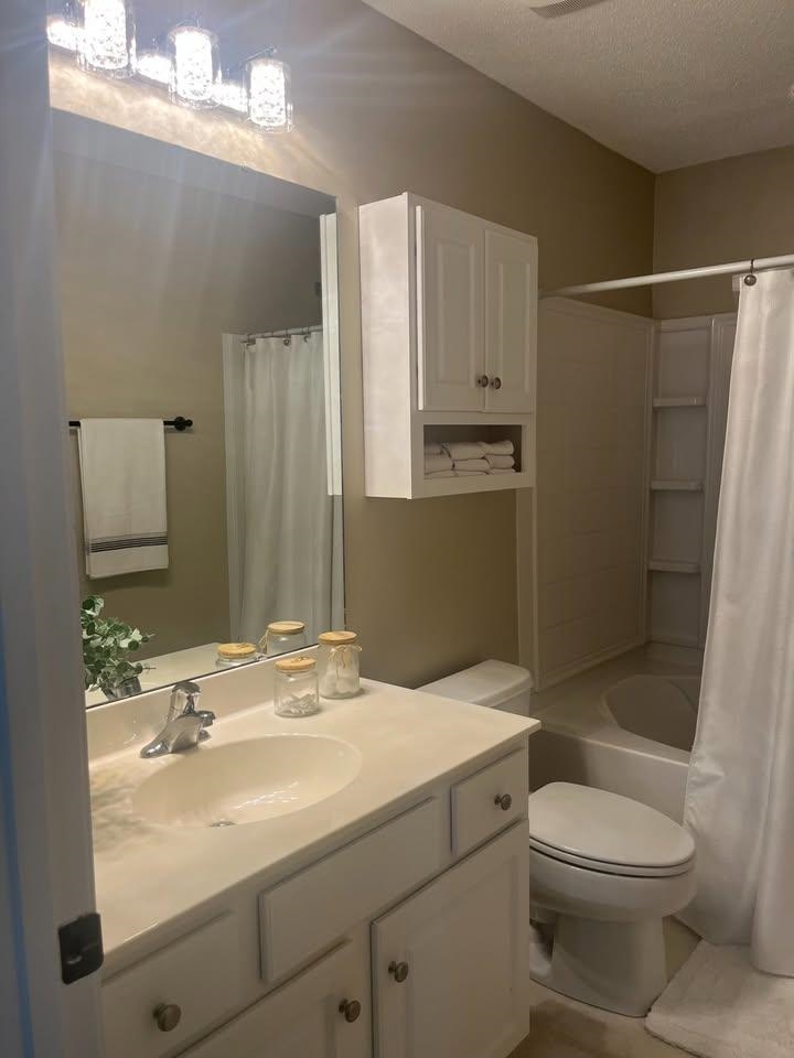 325 River Run Dr. Property Photo 18