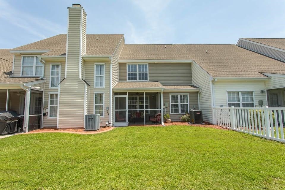 325 River Run Dr. Property Photo 21