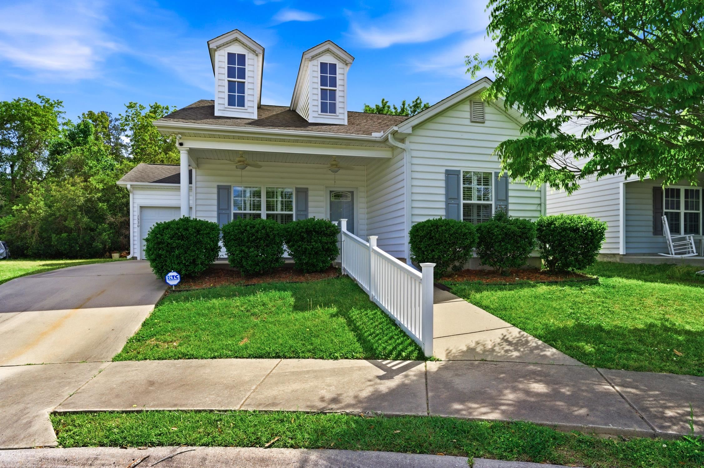1530 Stilley Circle Property Photo 1