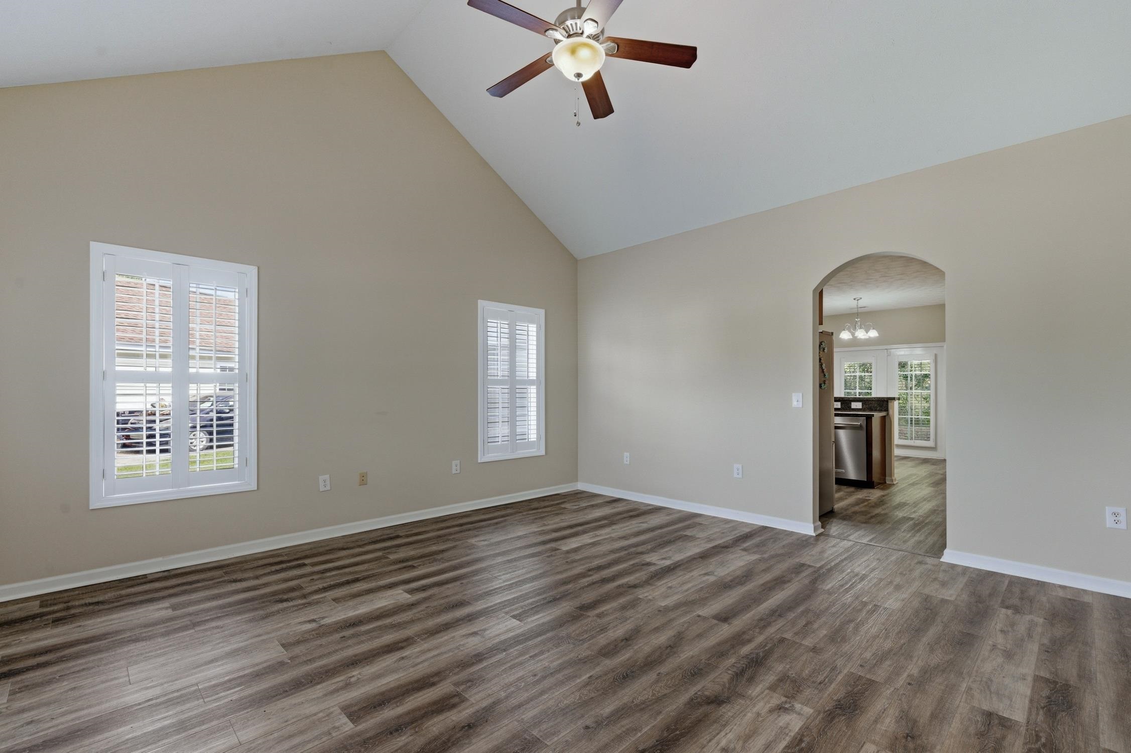1530 Stilley Circle Property Photo 4
