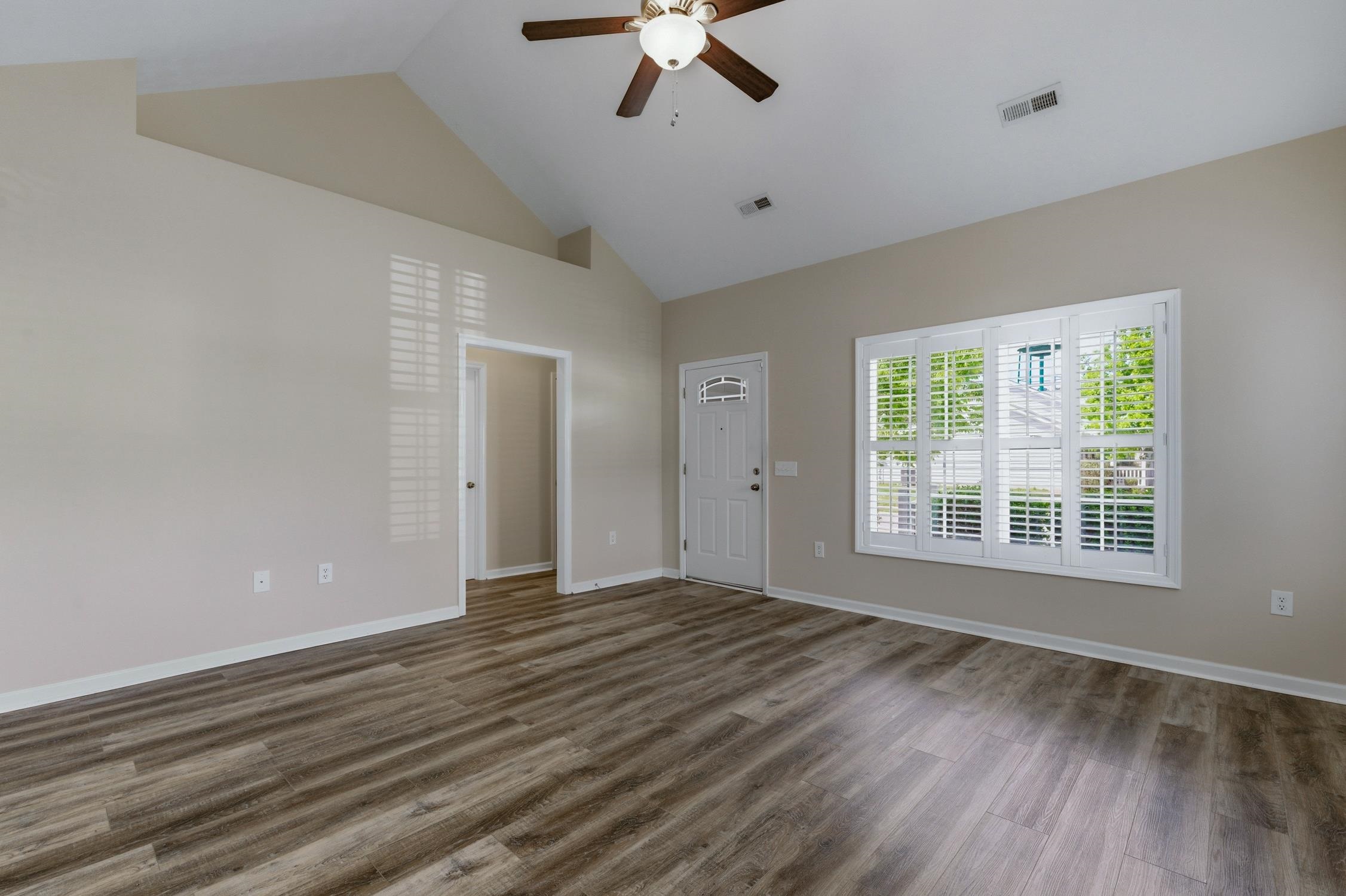 1530 Stilley Circle Property Photo 6