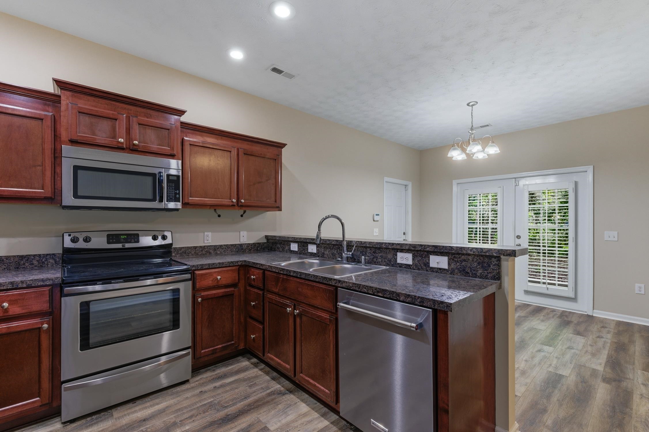 1530 Stilley Circle Property Photo 8