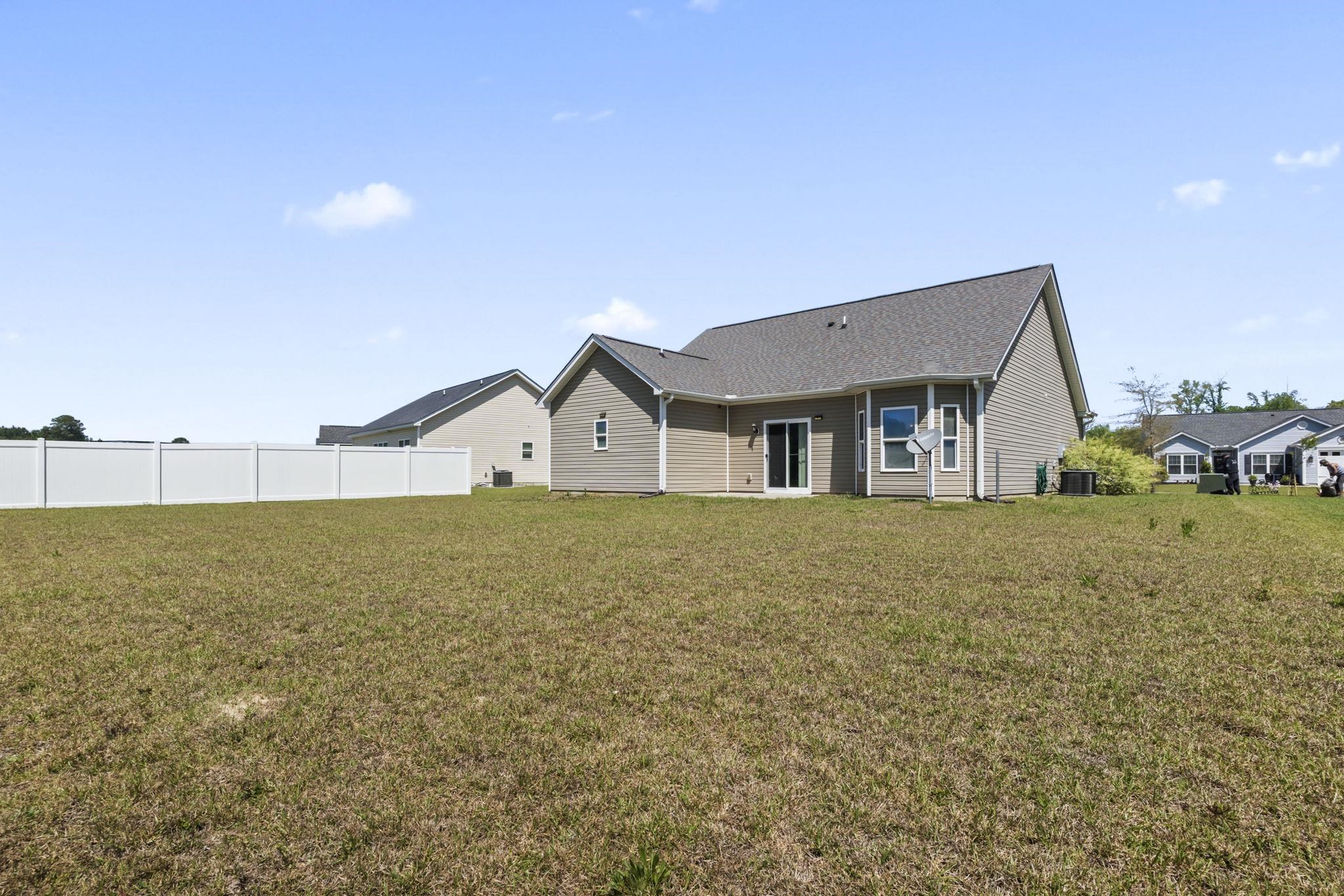 176 Springtide Dr. Property Photo 32