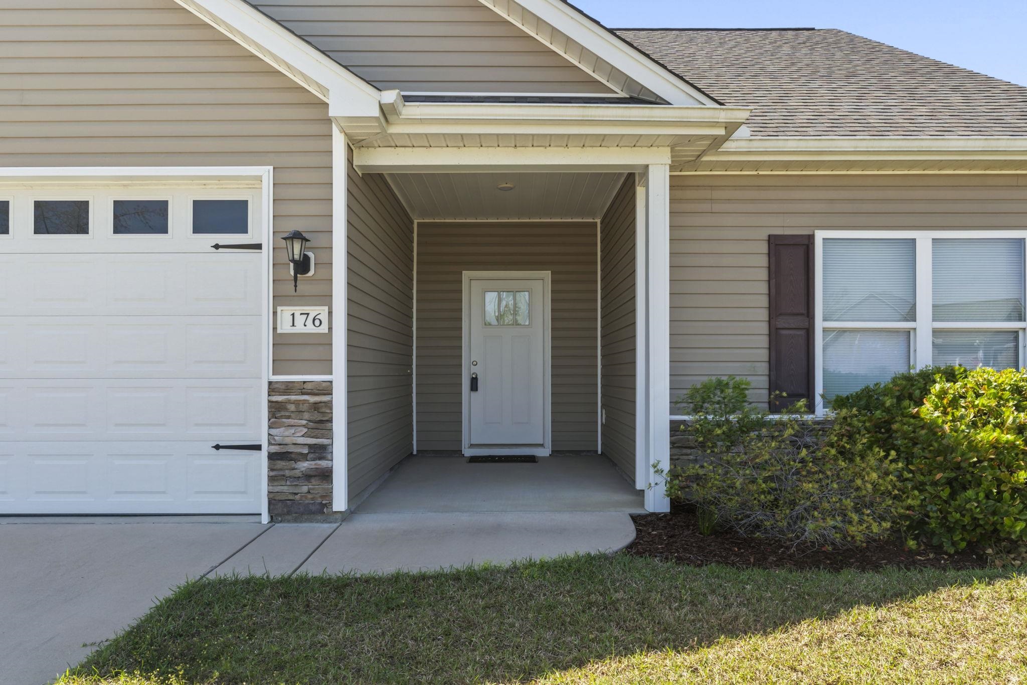 176 Springtide Dr. Property Photo 33