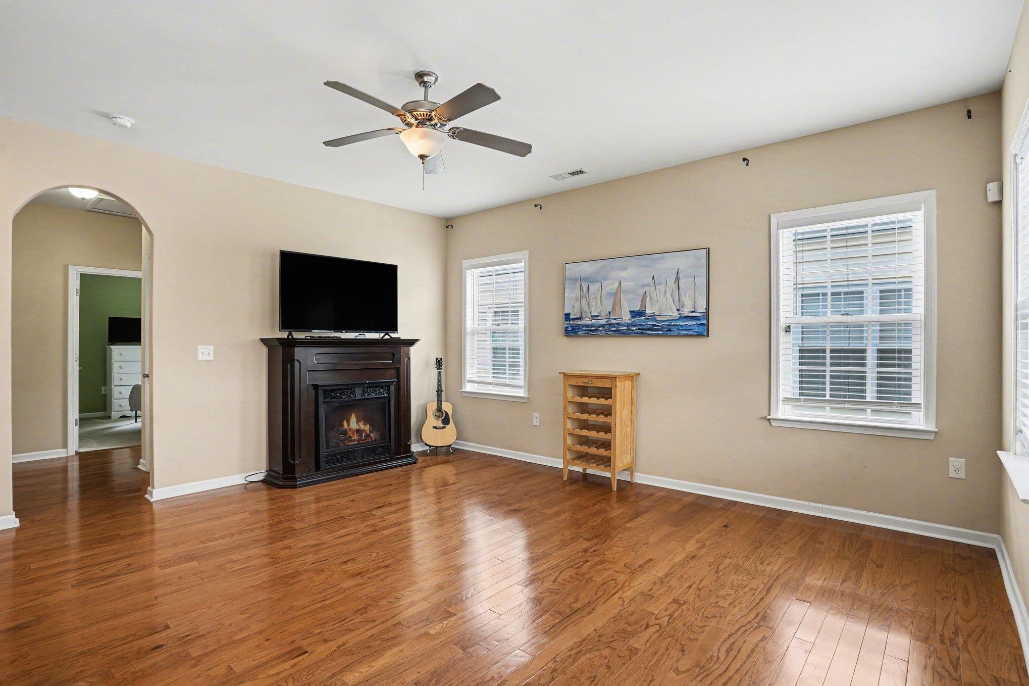 705 Ashland Ave. Property Photo 4