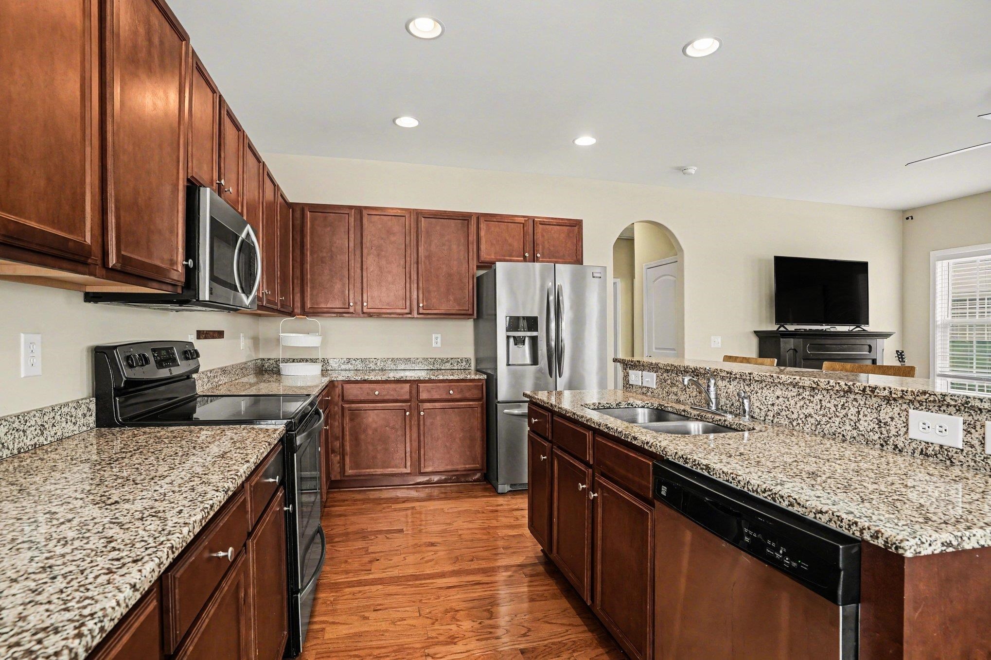 705 Ashland Ave. Property Photo 11