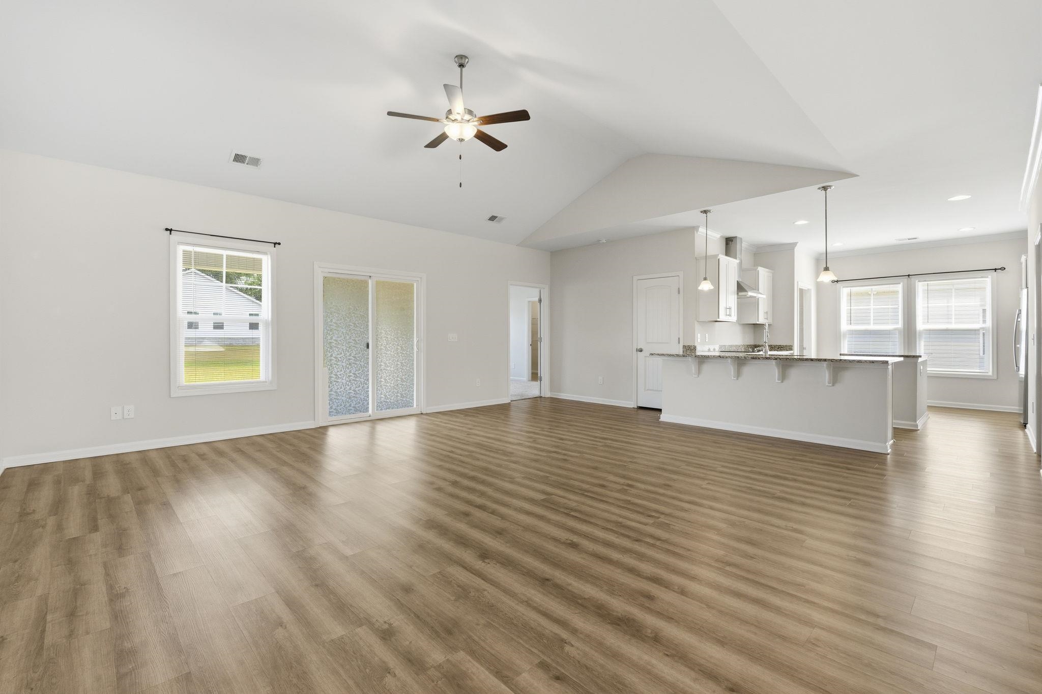 481 Honeyhill Loop Property Photo 9