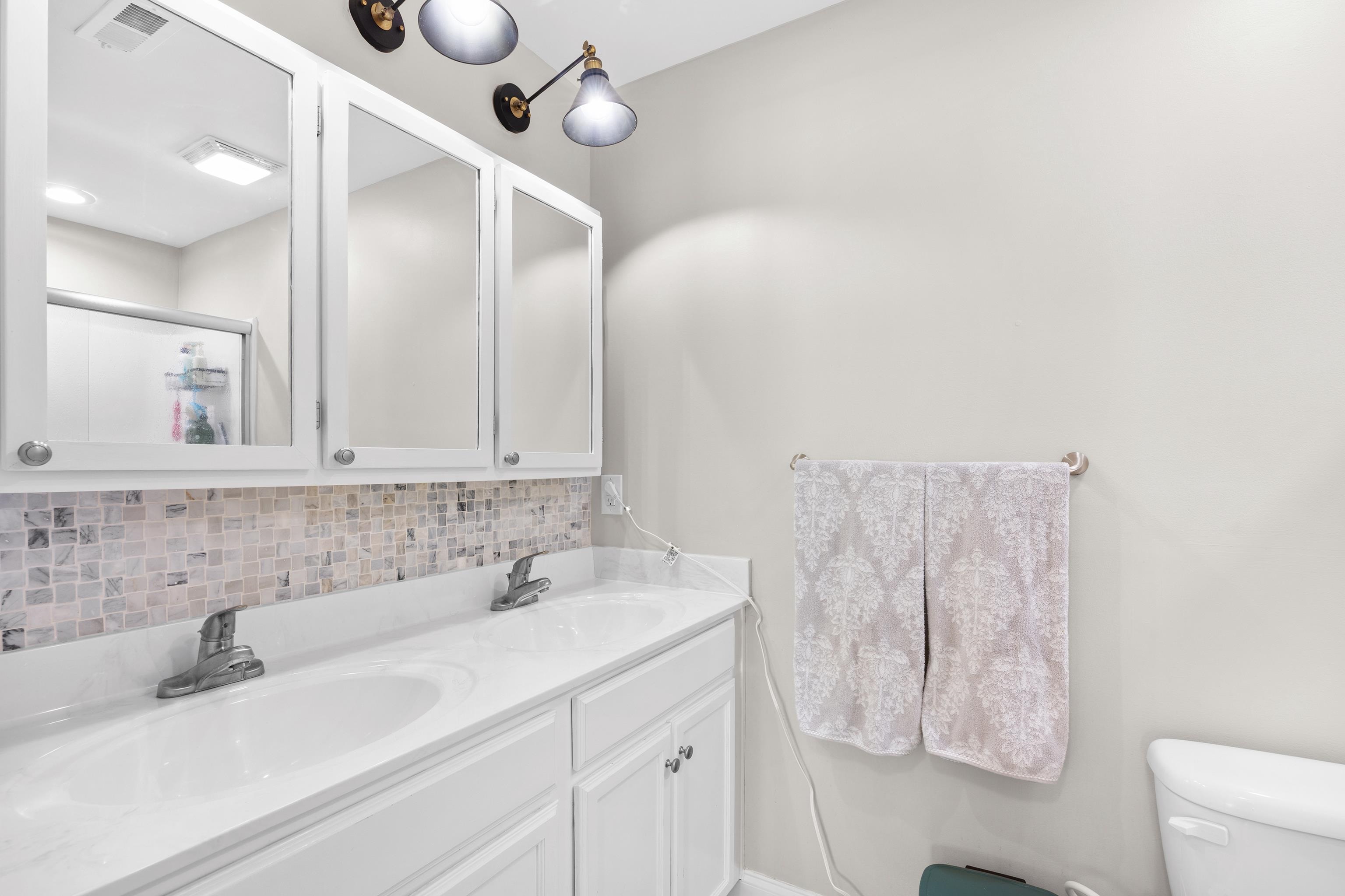 706 Riverward Dr. Property Photo 16