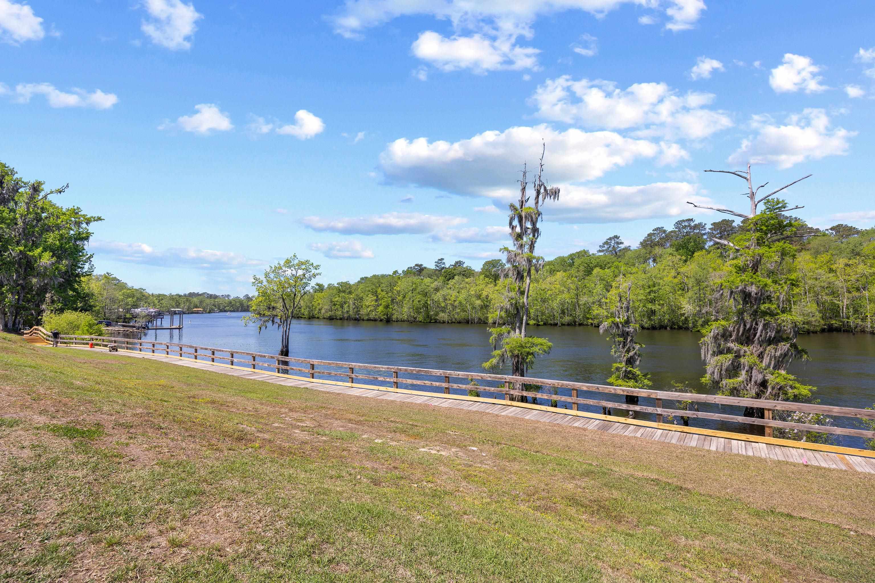 706 Riverward Dr. Property Photo 36