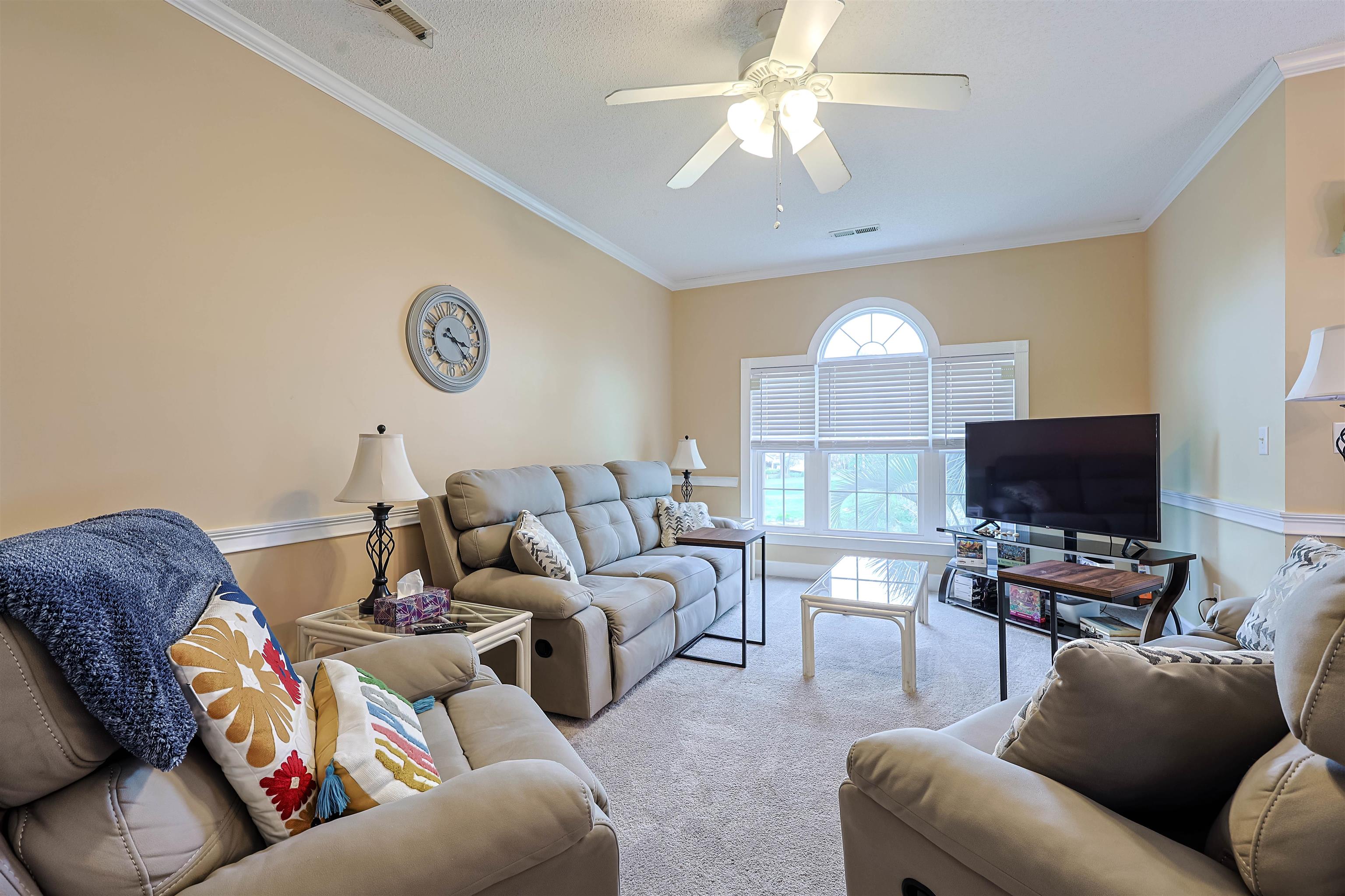 695 Riverwalk Dr. Property Photo 2