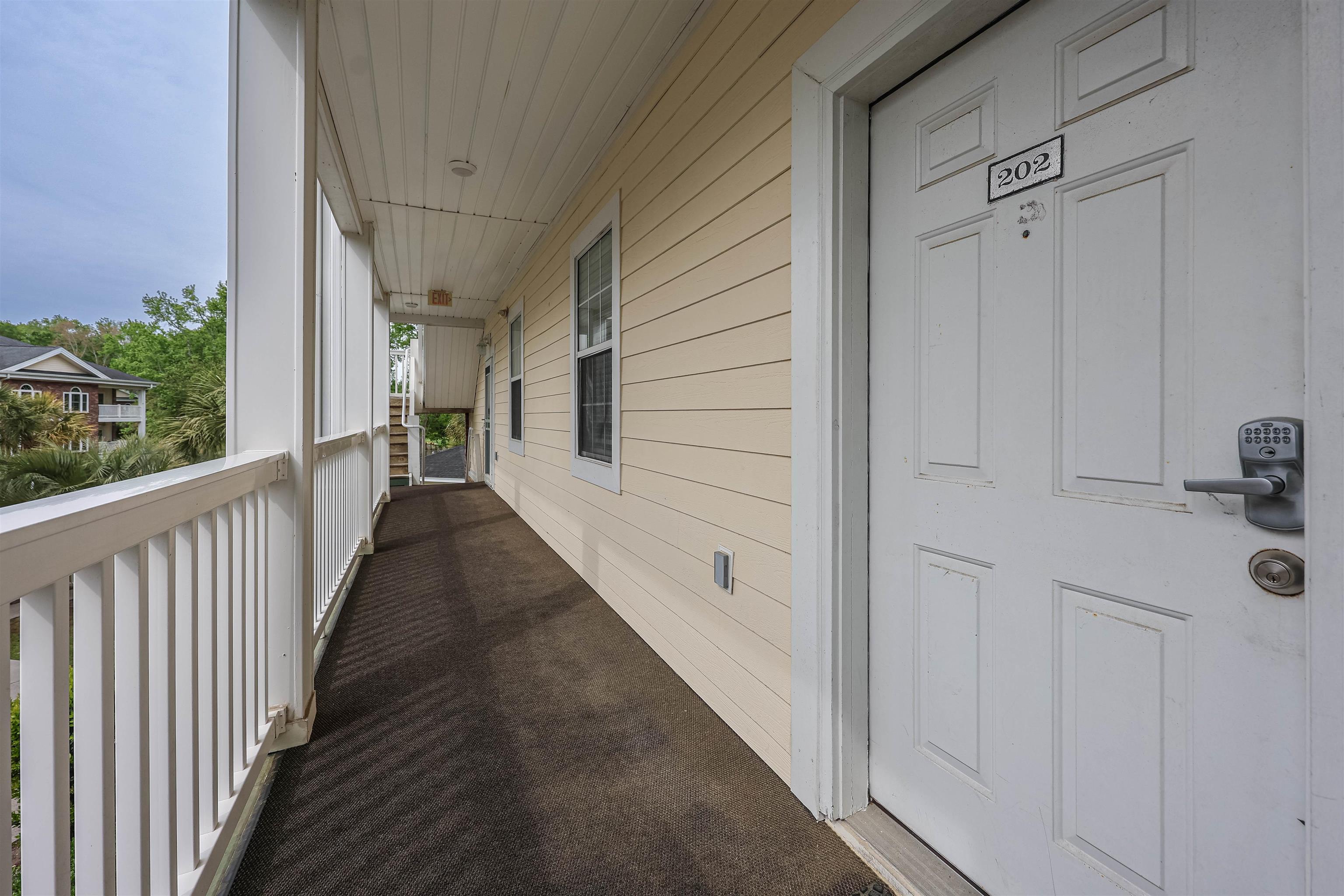695 Riverwalk Dr. Property Photo 16