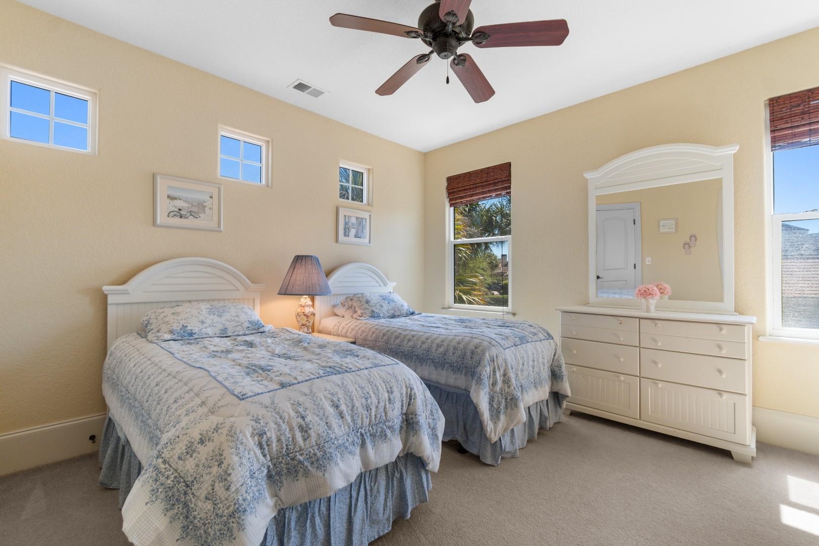 9891 Bellasera Circle Property Photo 28