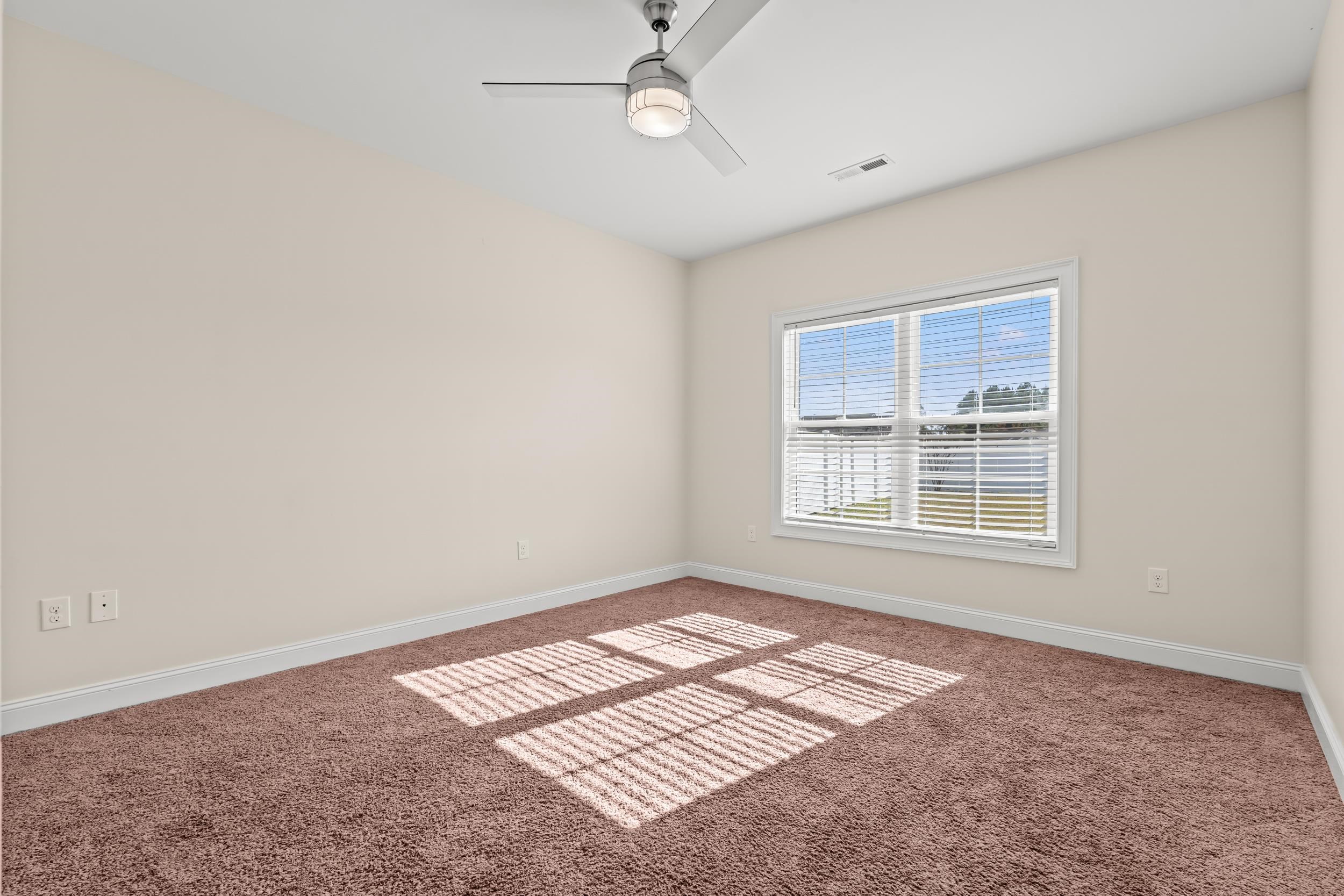 153 Grier Crossing Dr. Property Photo 12