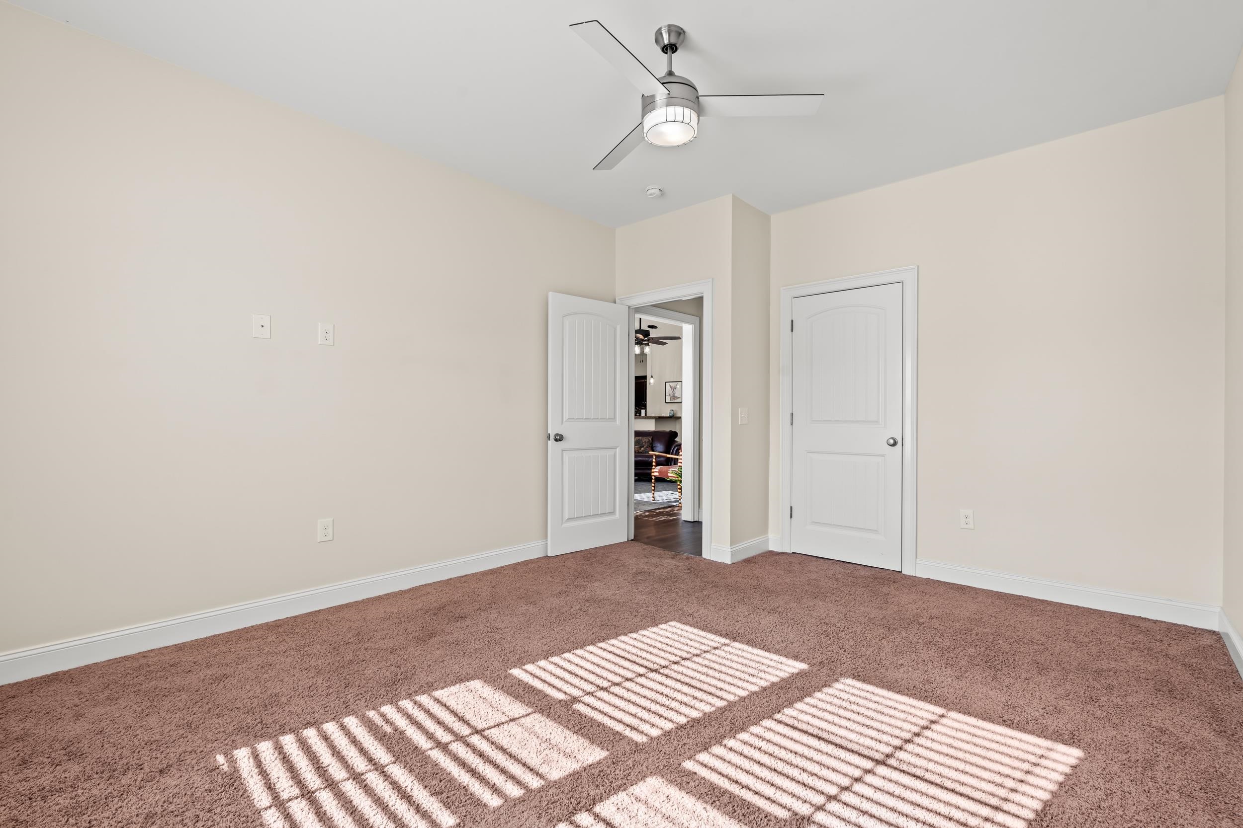 153 Grier Crossing Dr. Property Photo 13
