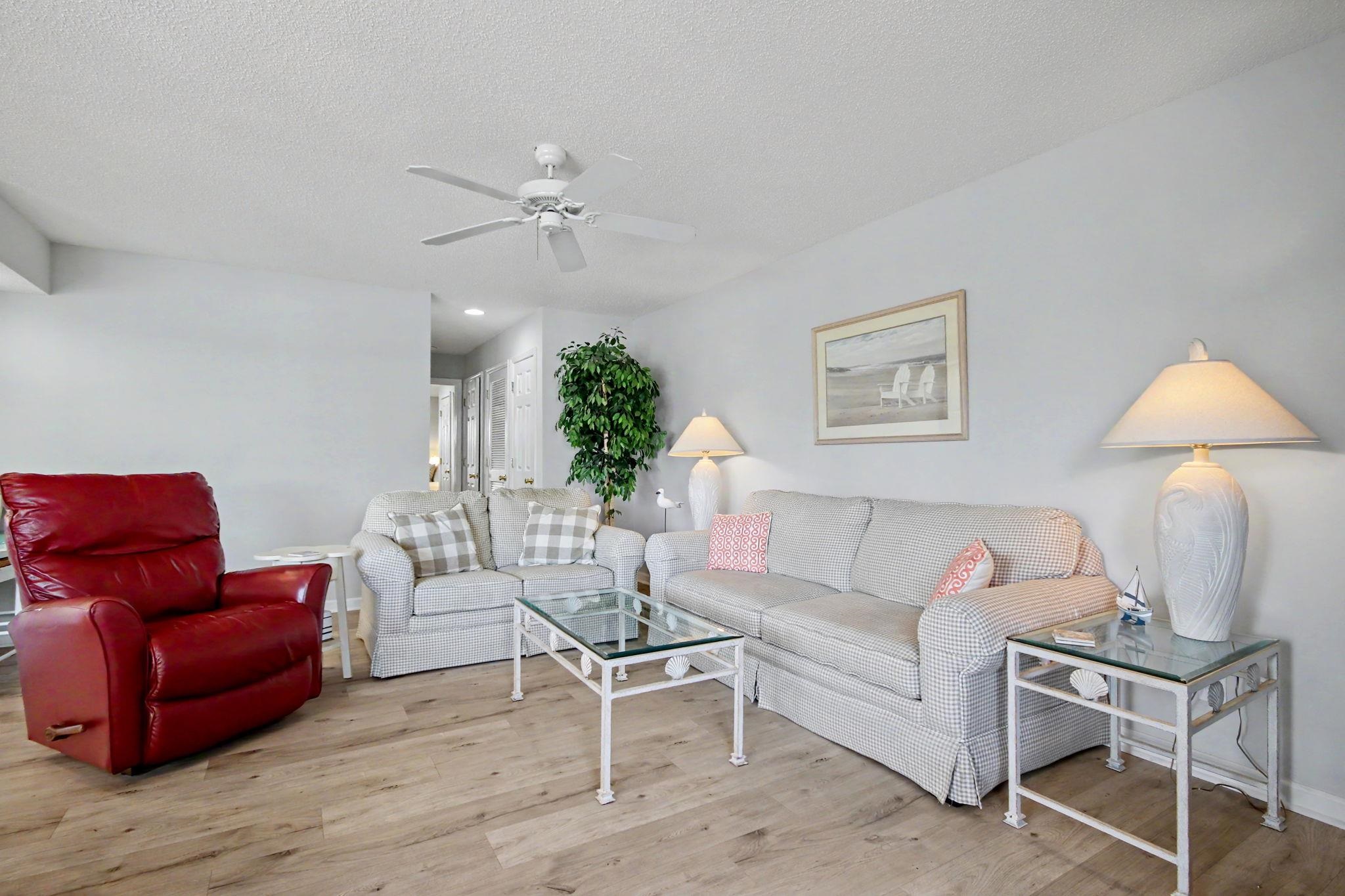 301 Shore Haven Dr. Property Photo 5
