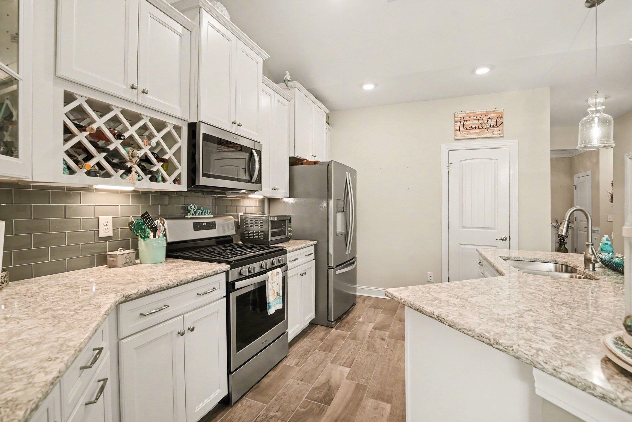 915 Culbertson Ave. Property Photo 12
