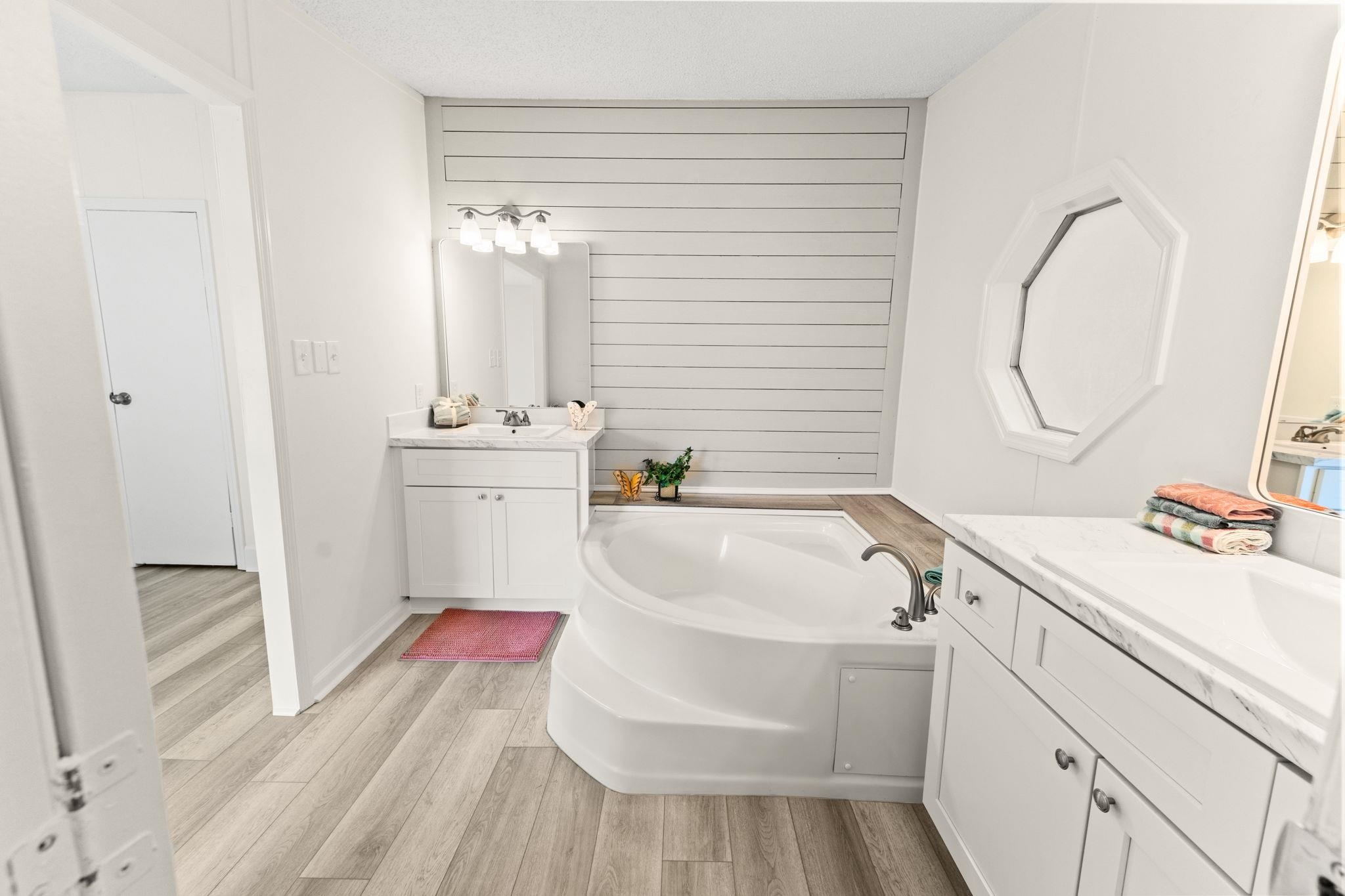 160 Saint Christopher Circle Property Photo 20