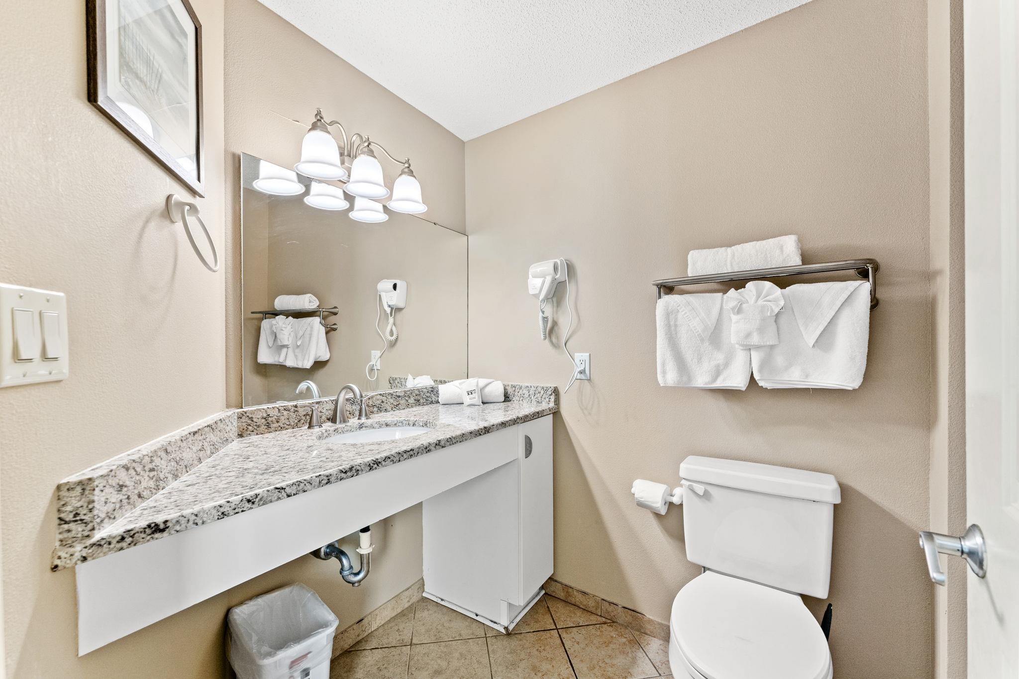 300 N Ocean Blvd. Property Photo 16