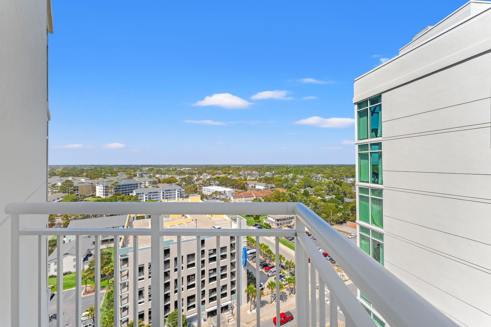 300 N Ocean Blvd. Property Photo 22