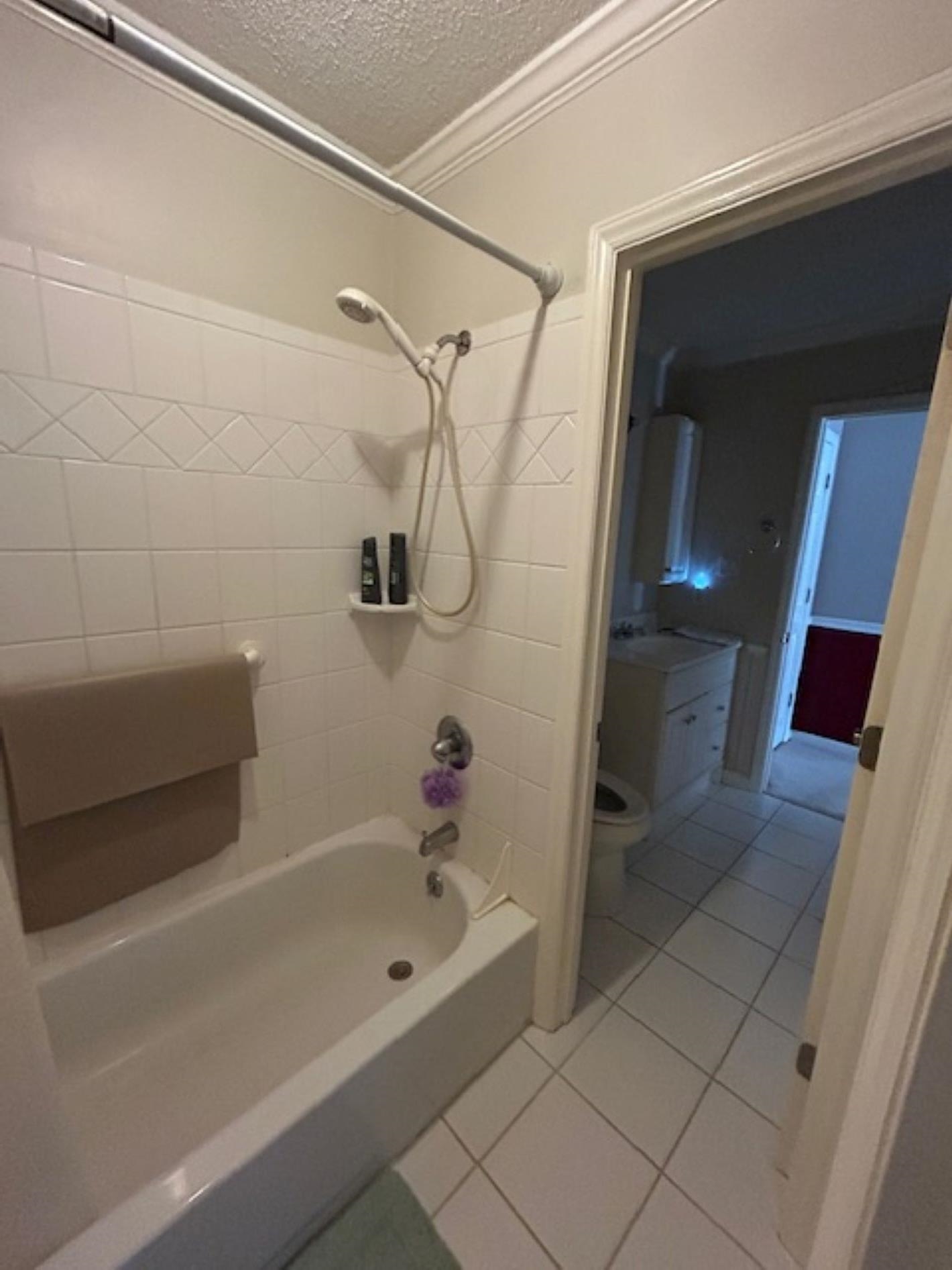 10301 N Kings Hwy. Property Photo 14
