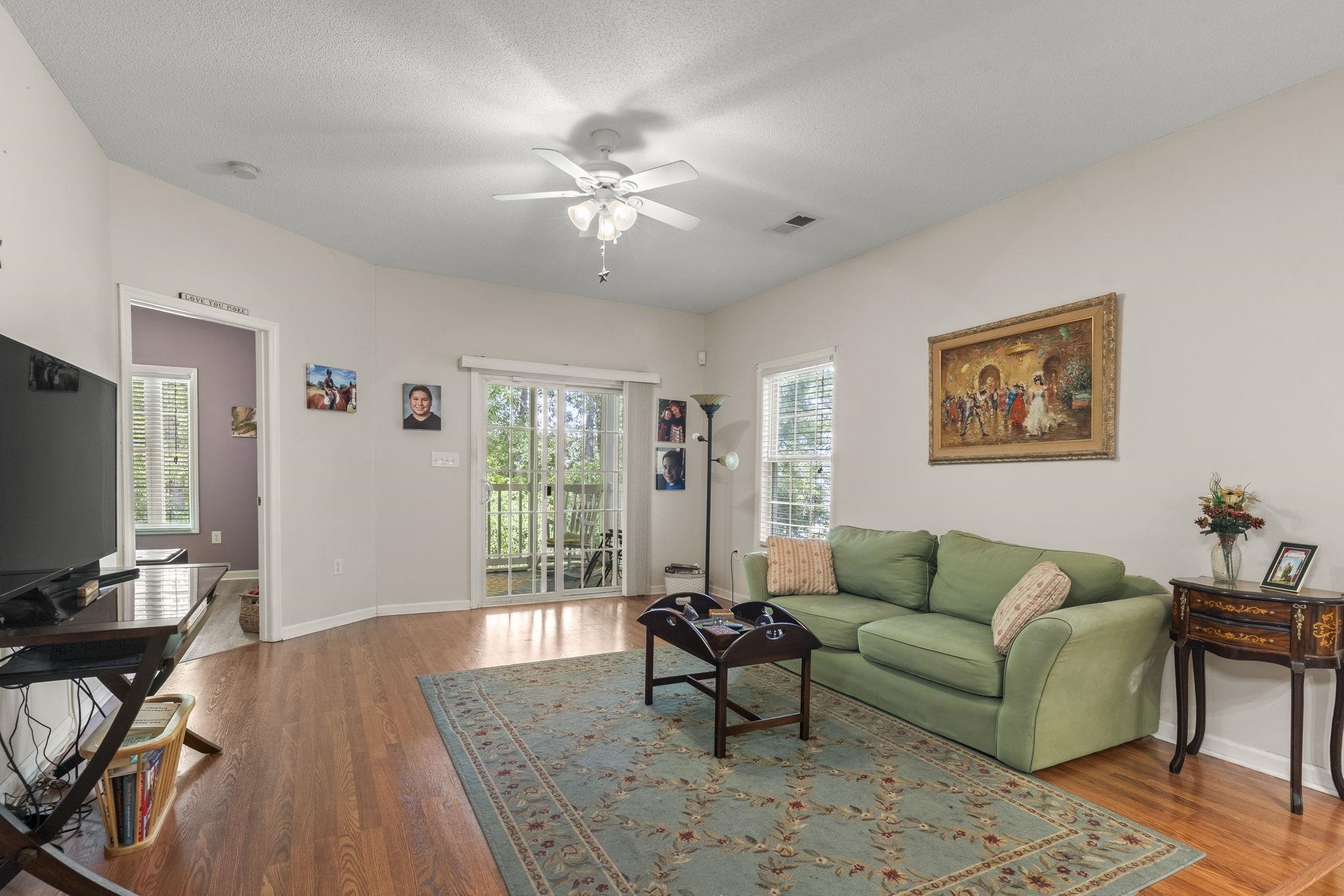 100 Lazy Willow Ln. Property Photo 5
