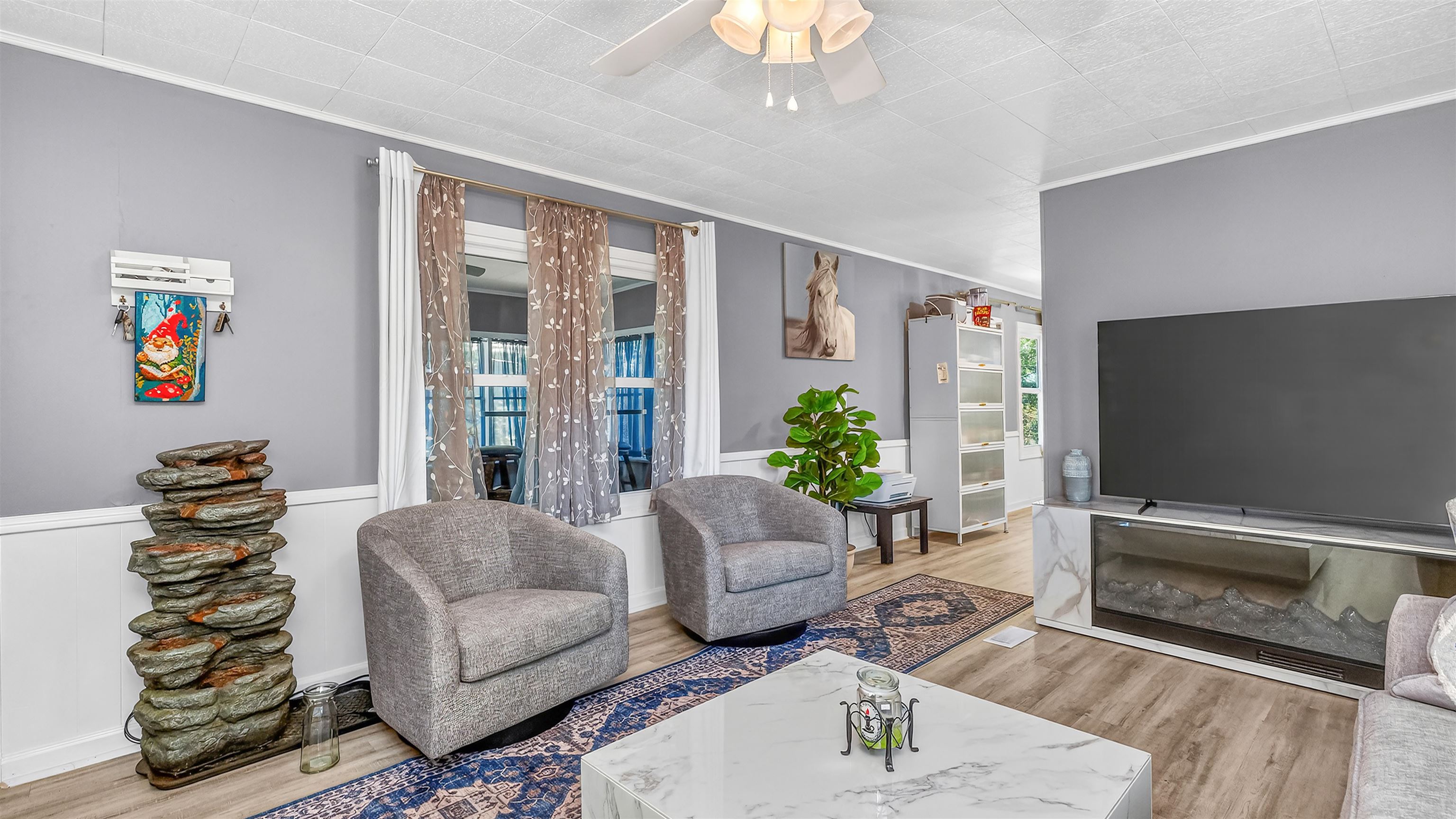8 Burr Circle Property Photo 9