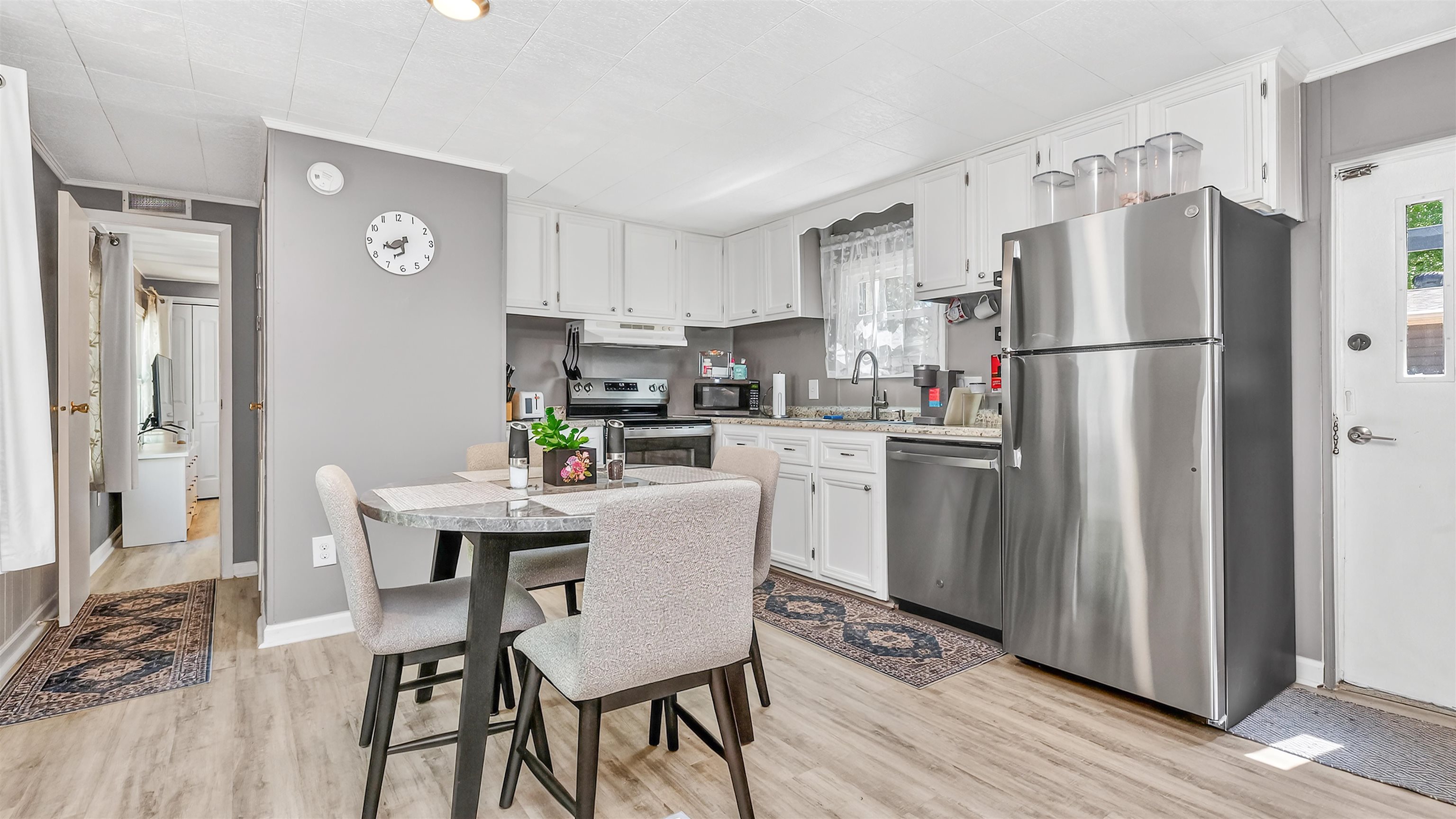 8 Burr Circle Property Photo 16