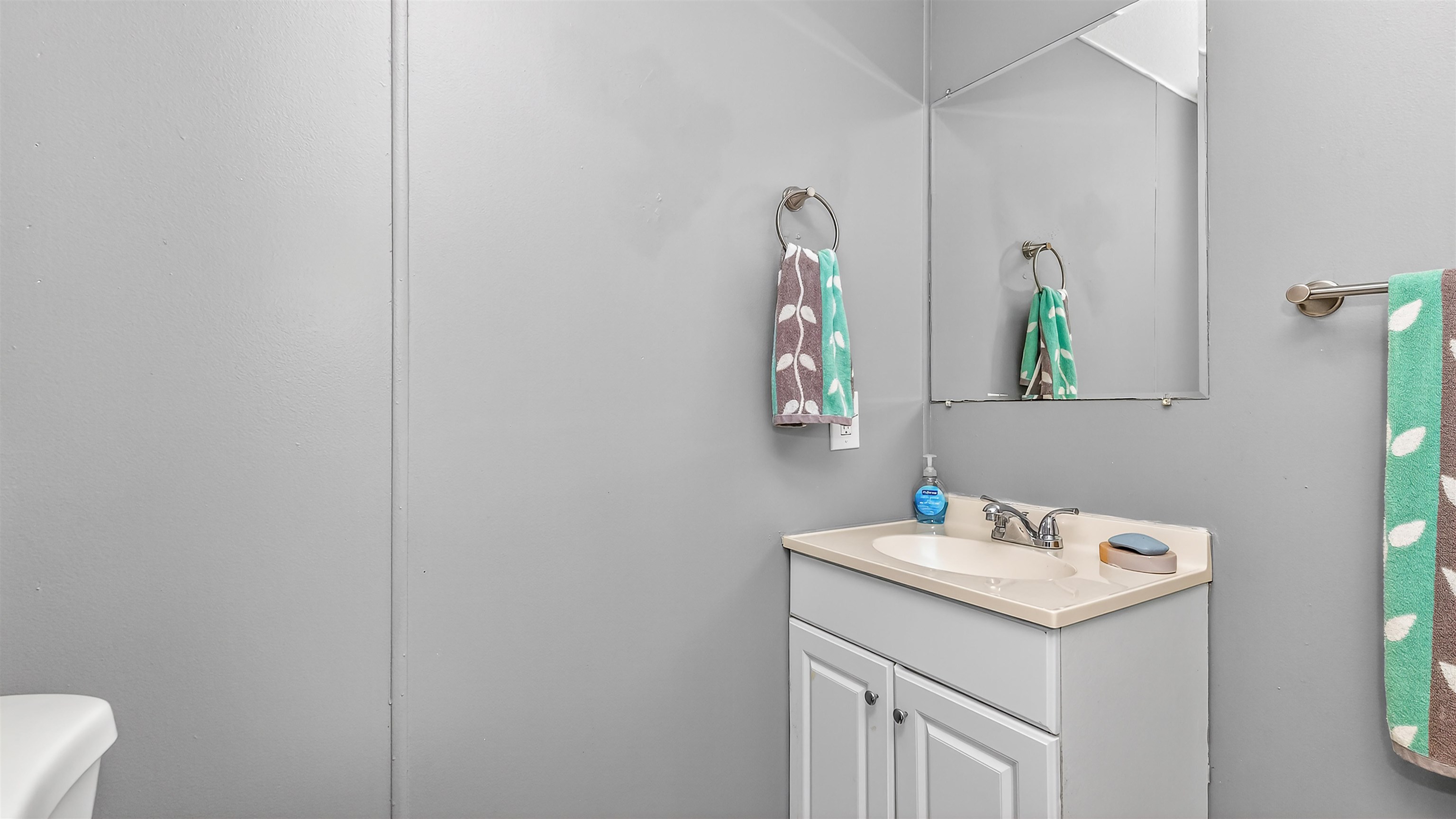 8 Burr Circle Property Photo 25