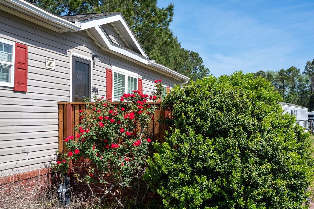2007 Venus Ct. Property Photo 4
