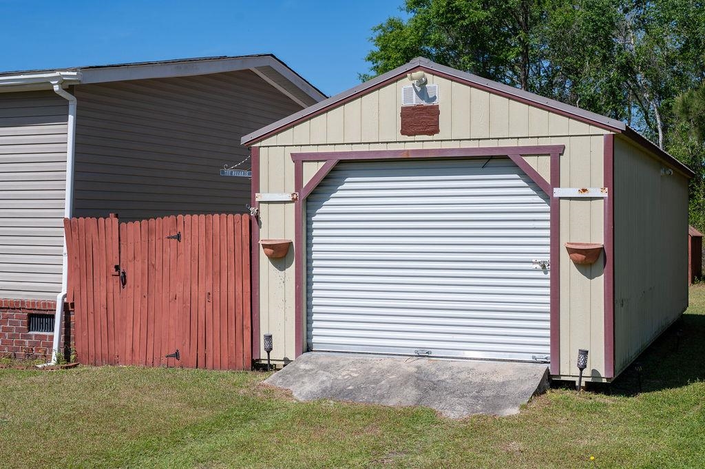 2007 Venus Ct. Property Photo 21
