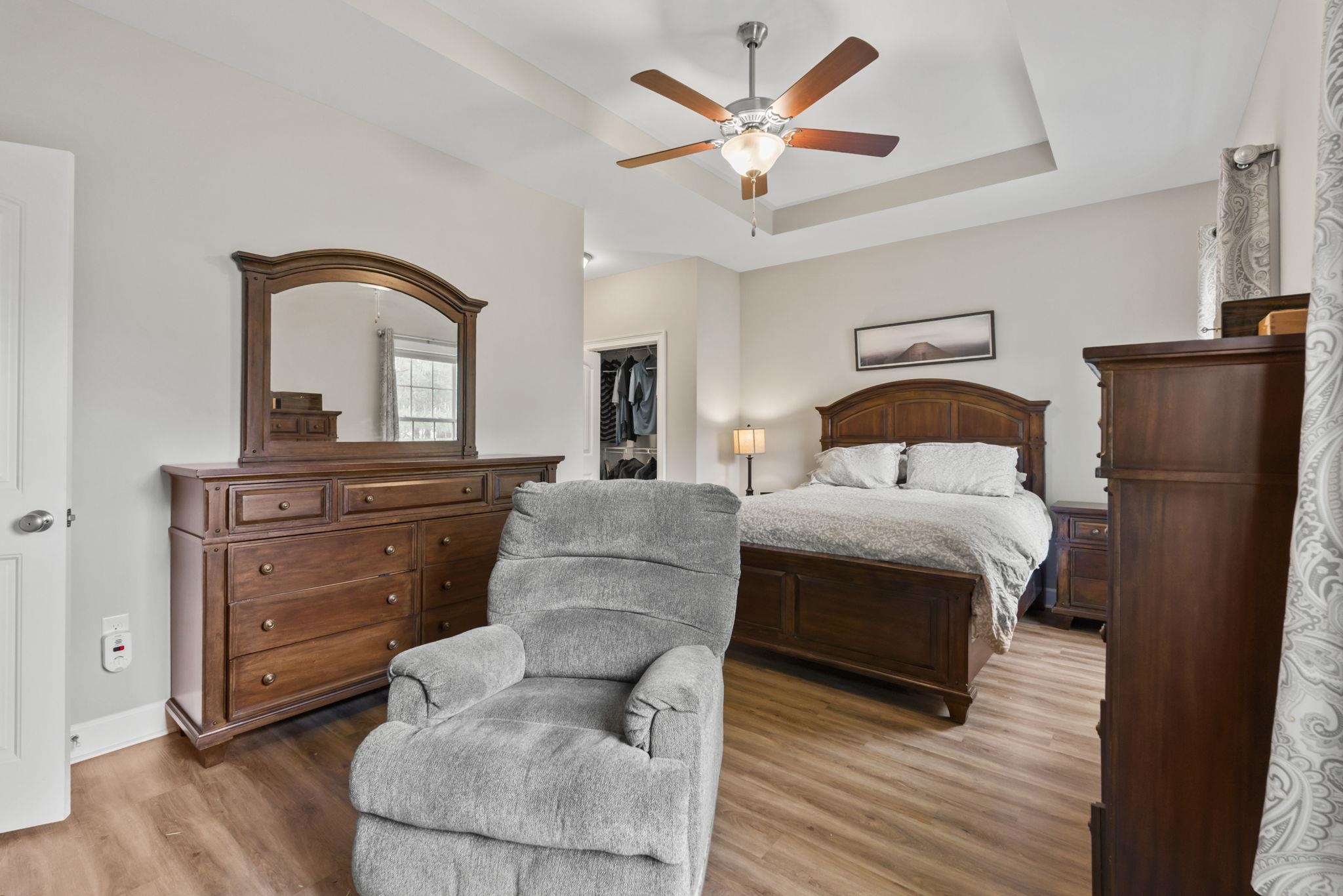 532 Whiddy Loop Property Photo 16