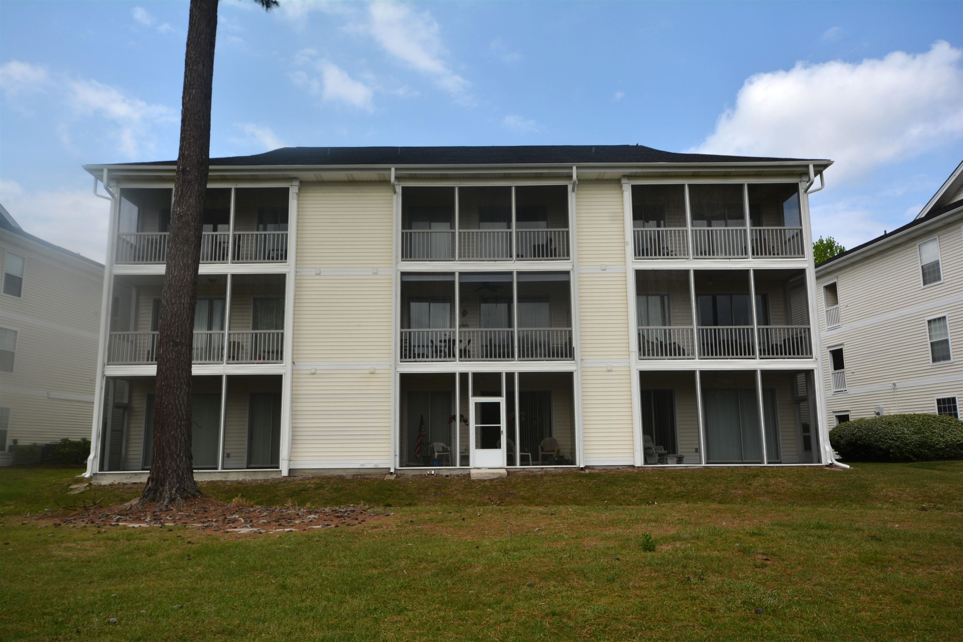 650 River Oaks Dr. Property Photo 2