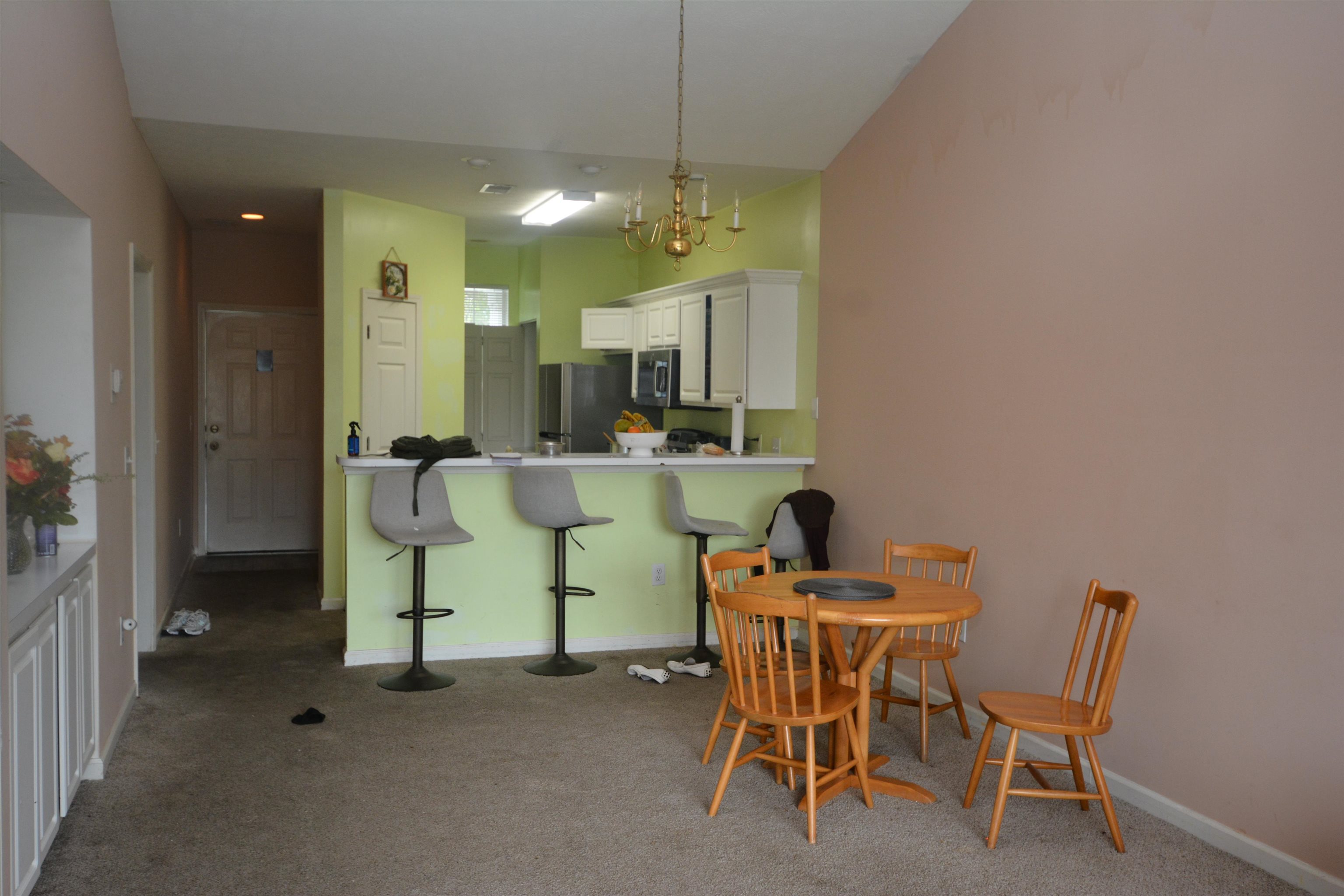650 River Oaks Dr. Property Photo 11