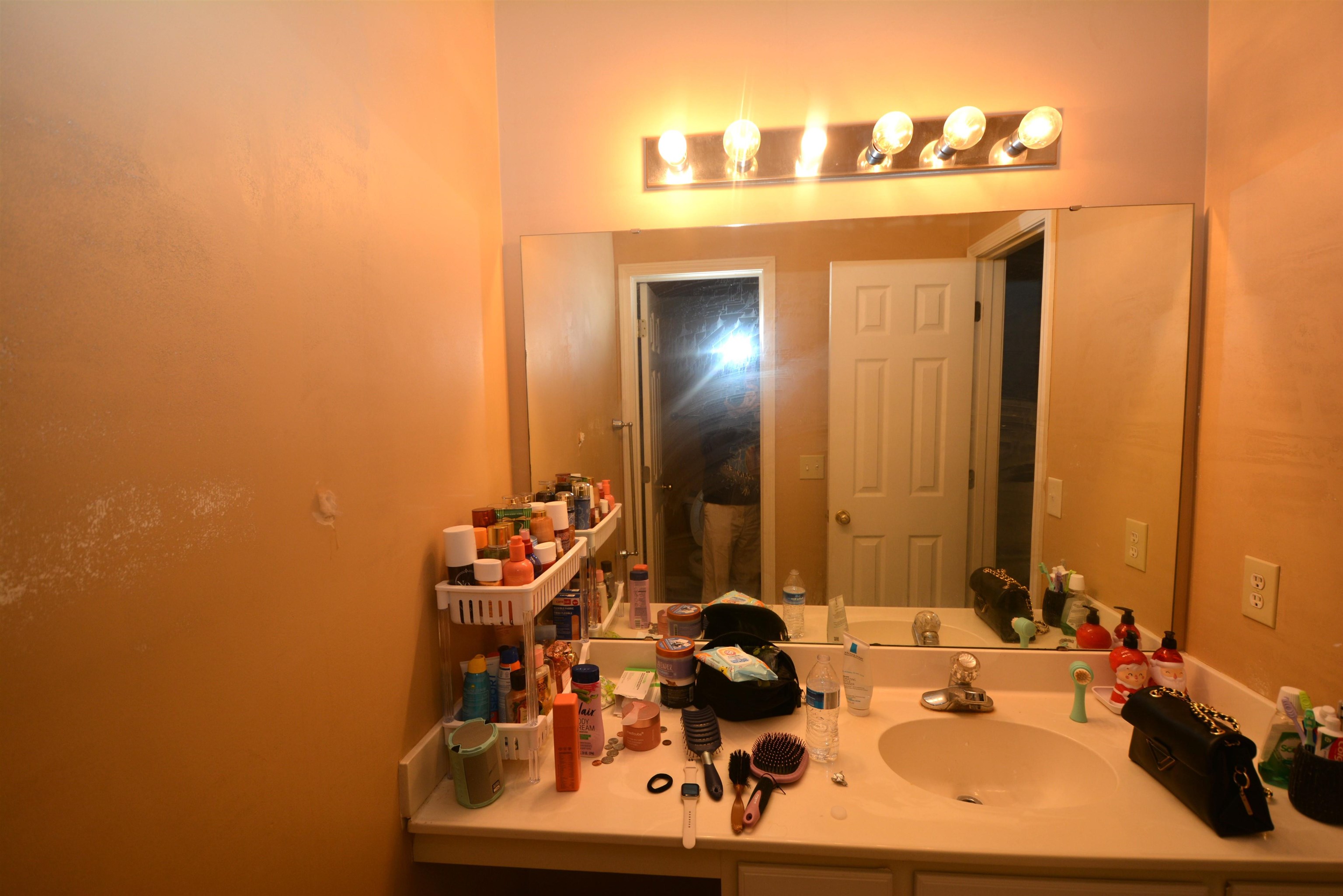 650 River Oaks Dr. Property Photo 18