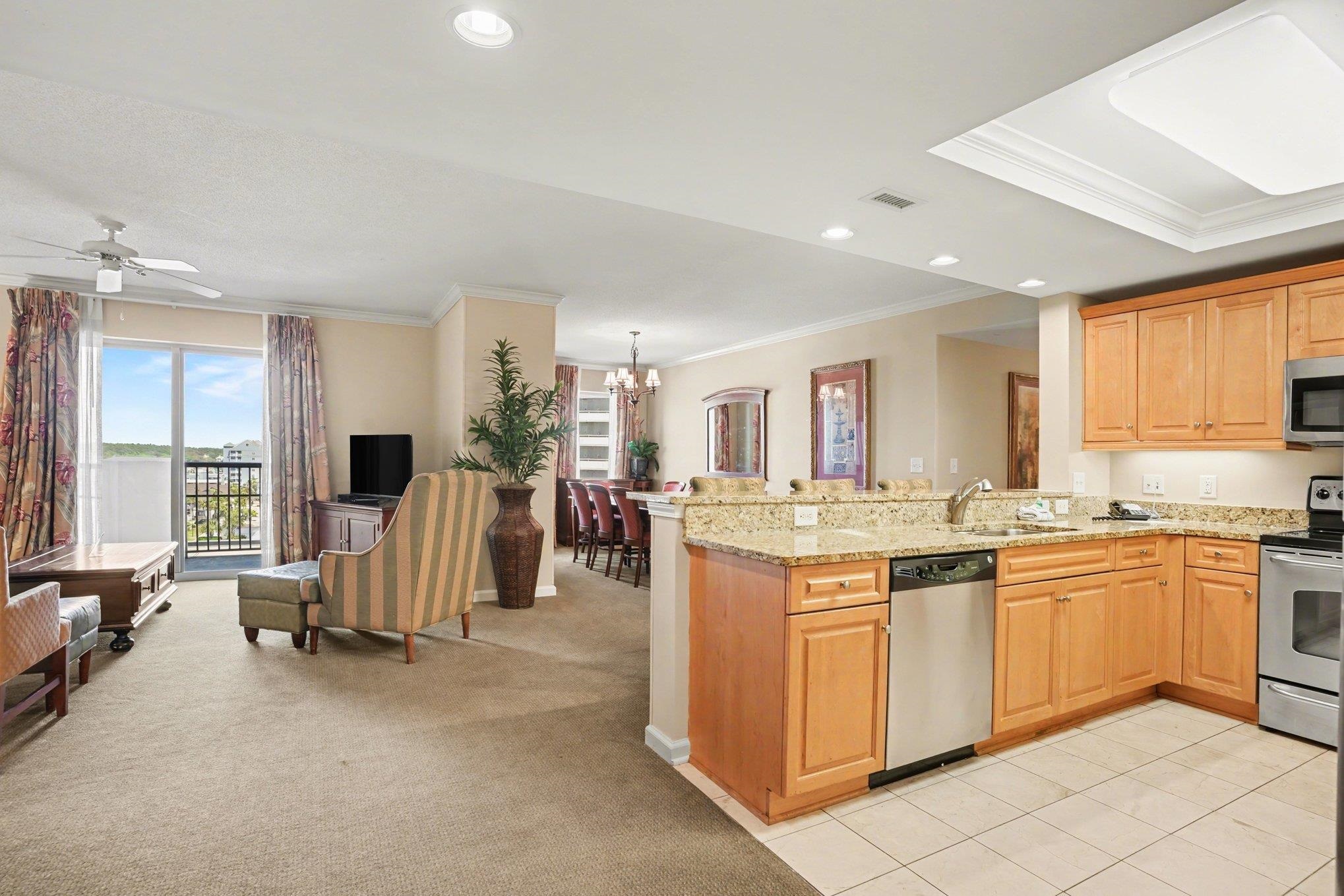 9994 Beach Club Dr. Property Photo 10