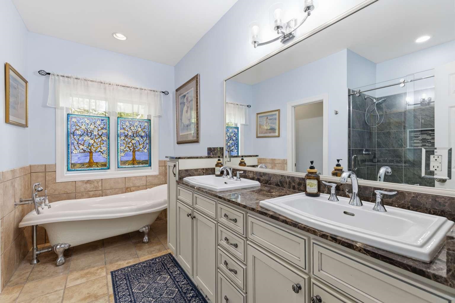 33 Deer Moss Ct. Property Photo 21