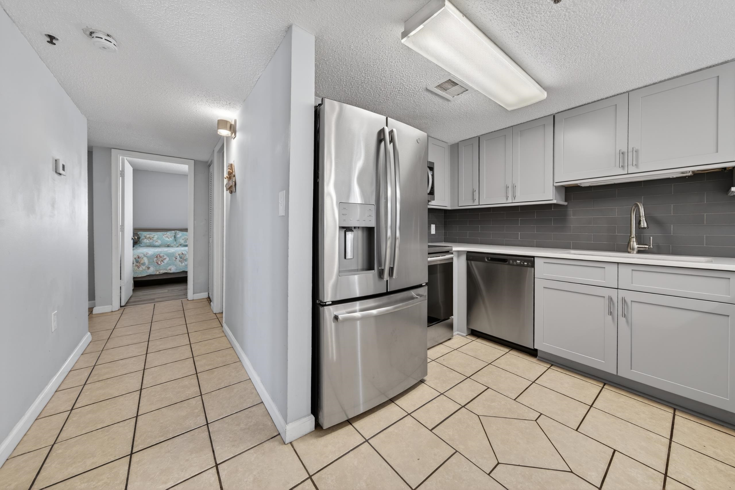 6100 N Ocean Blvd. Property Photo 9