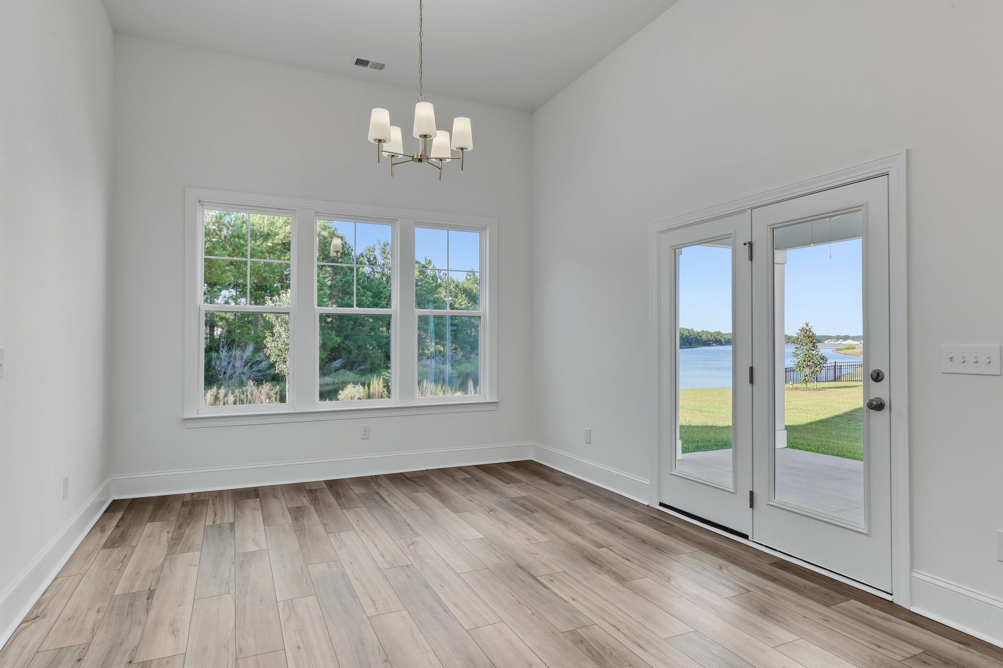 6260 Zoe Way Property Photo 23