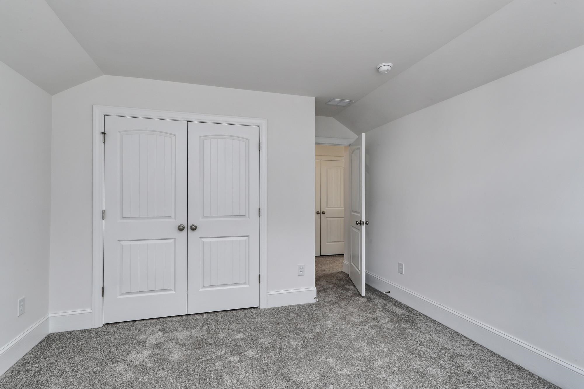 6260 Zoe Way Property Photo 34