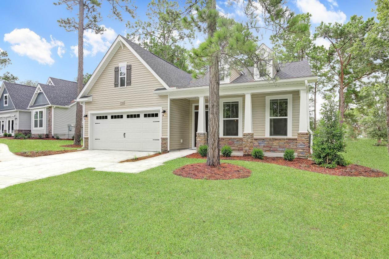 1103 Nw Rosefield Way Property Photo 1