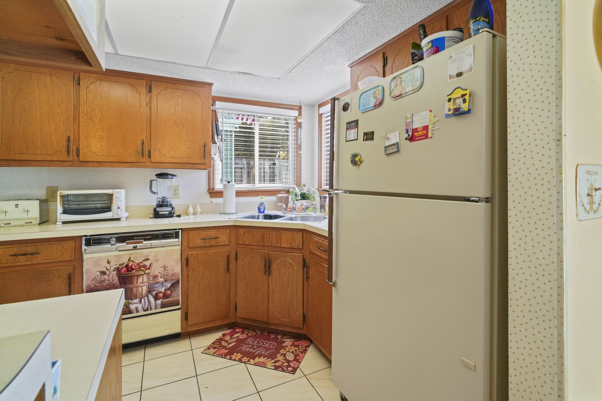1911c Edge Dr. Property Photo 26